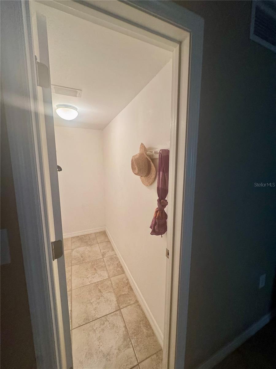 Image 15 of 32 For 5855 18th Street N 6