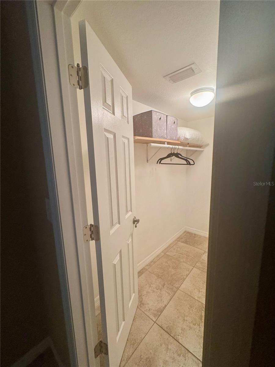Image 16 of 32 For 5855 18th Street N 6