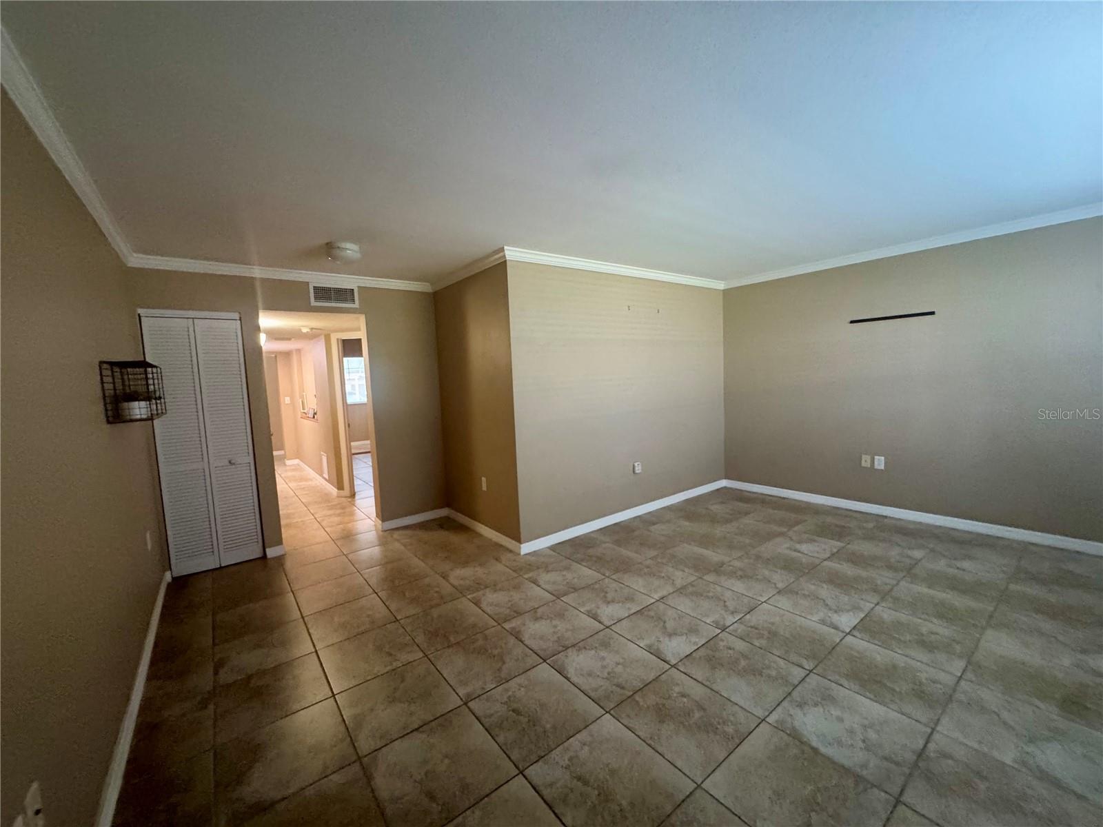 Image 3 of 32 For 5855 18th Street N 6