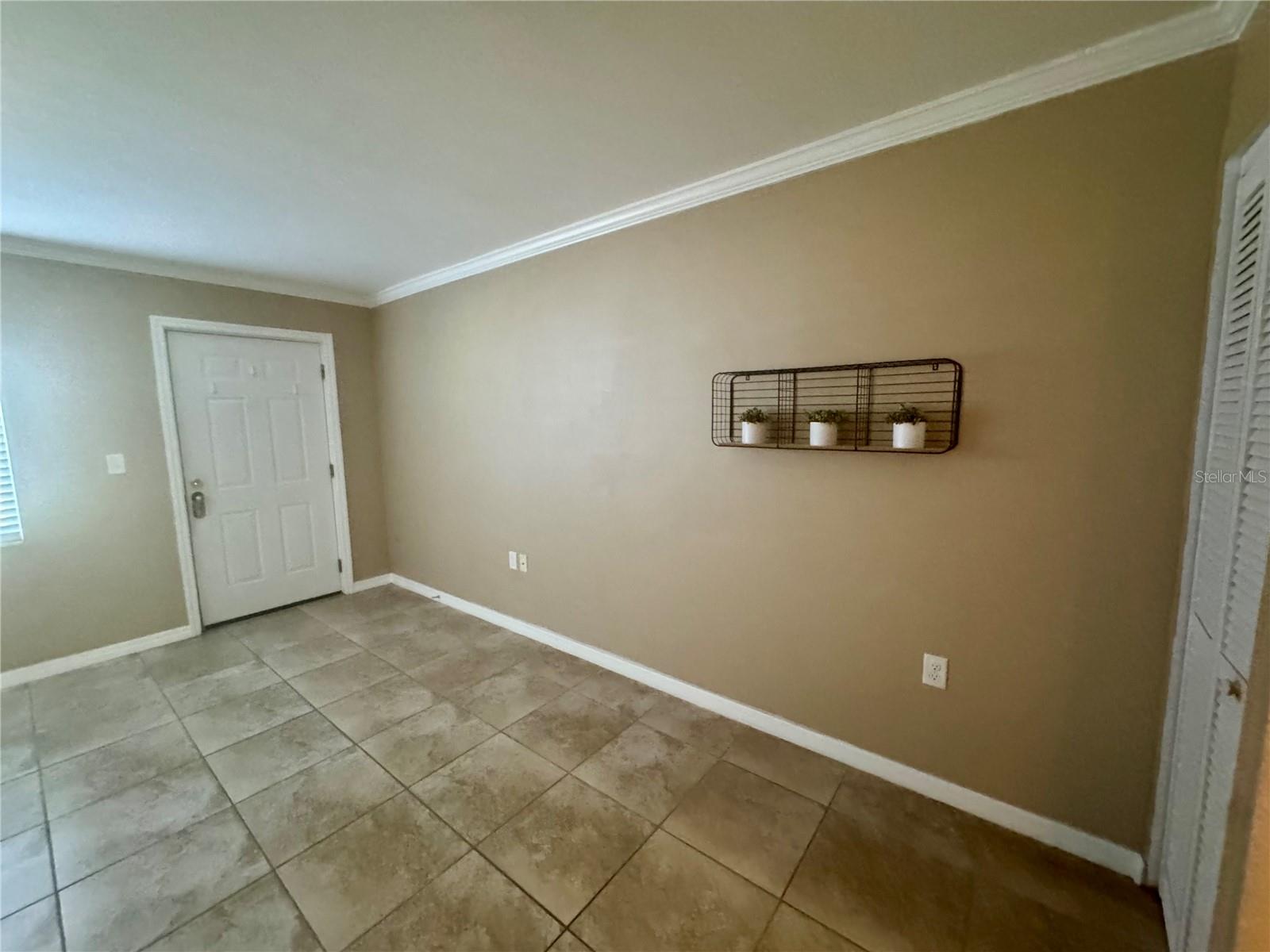 Image 5 of 32 For 5855 18th Street N 6