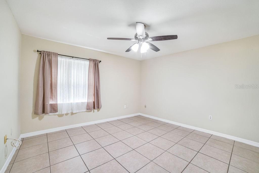 Image 16 of 35 For 8637 Summer Drive