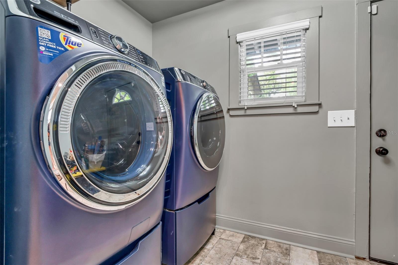 Listing photo id 20 for 4102 Branch Avenue