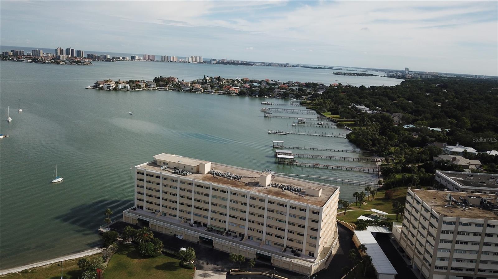 Image 27 of 43 For 100 Bluff View Drive 212c