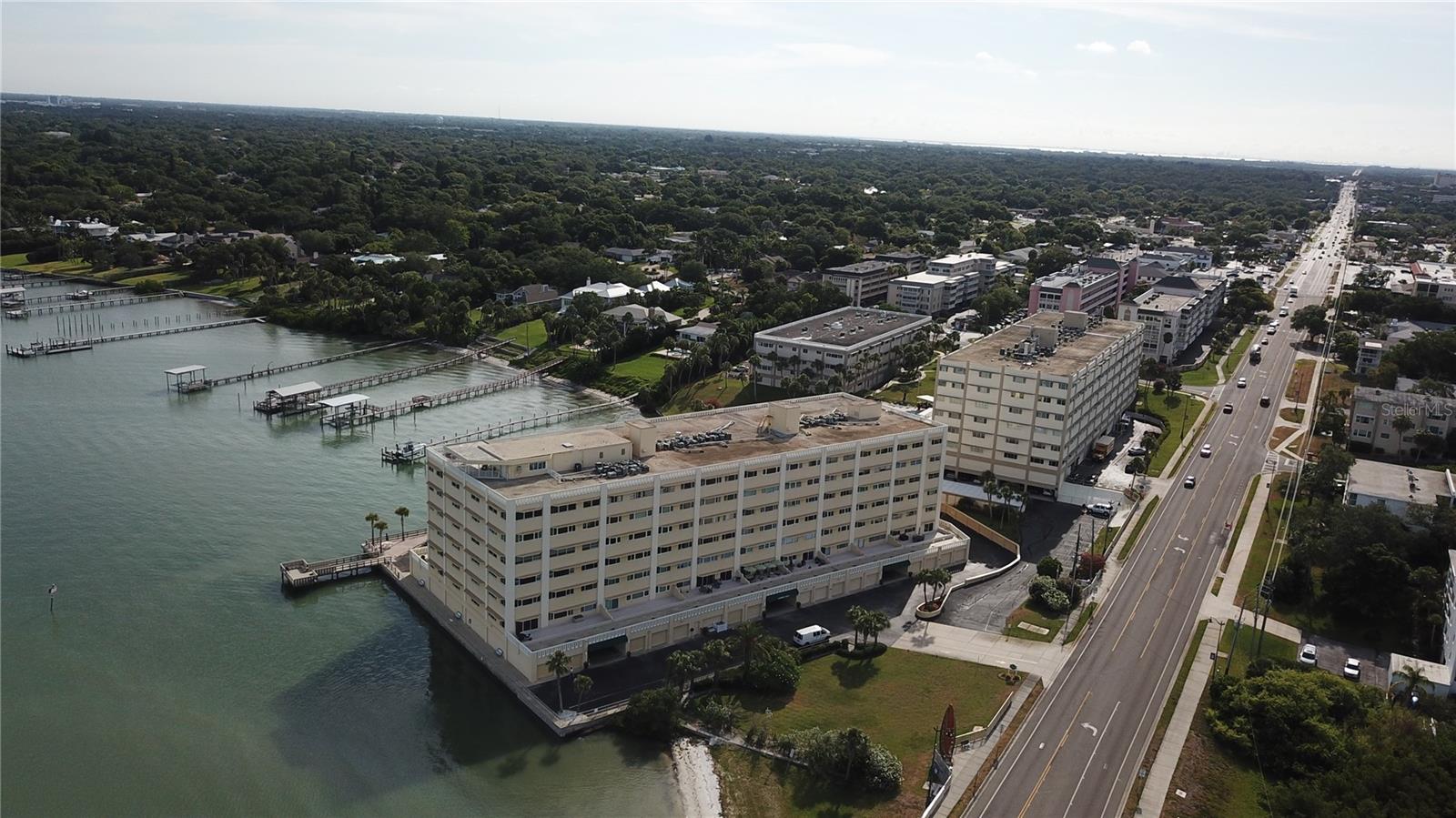 Image 30 of 43 For 100 Bluff View Drive 212c