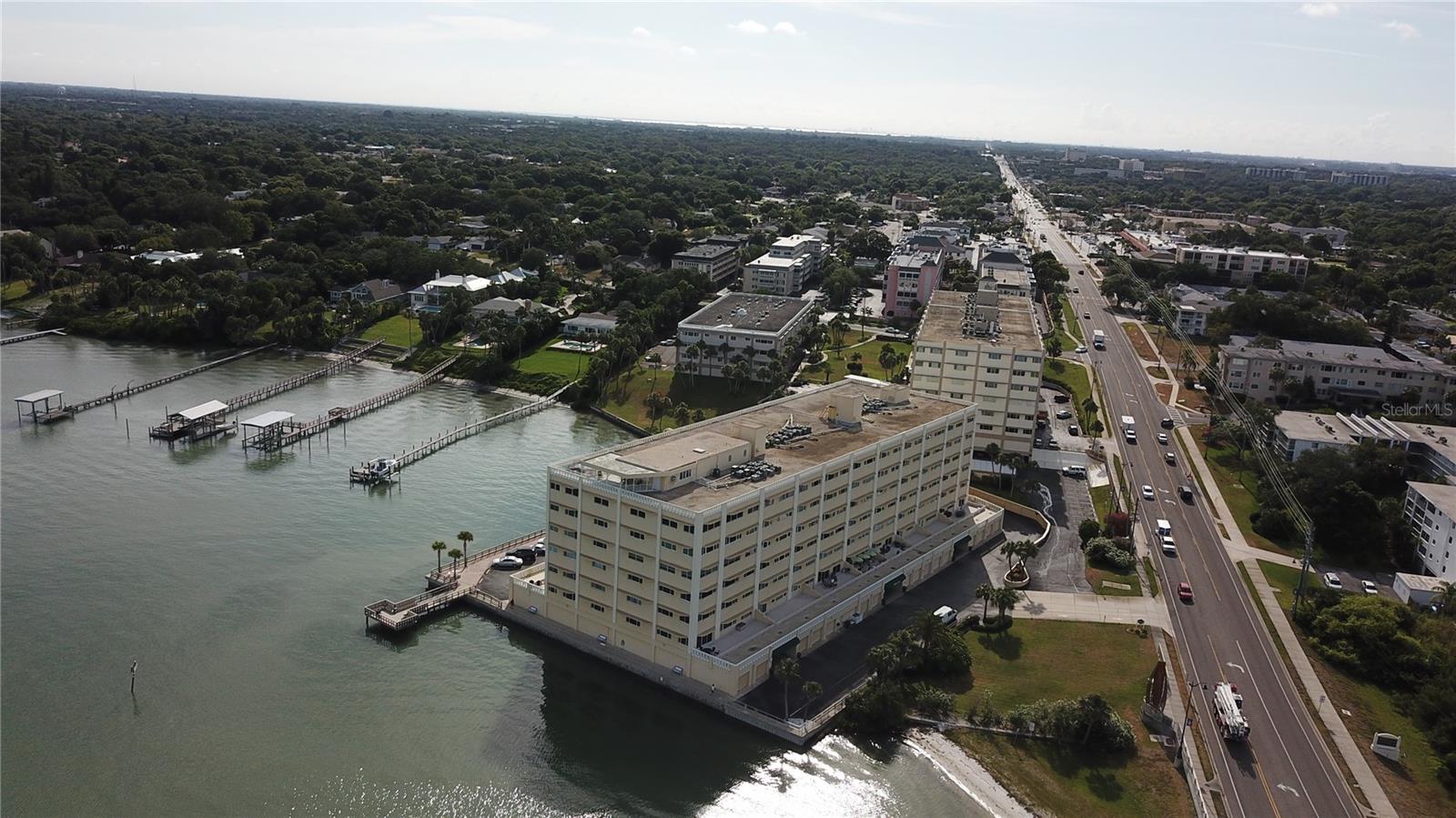 Image 31 of 43 For 100 Bluff View Drive 212c