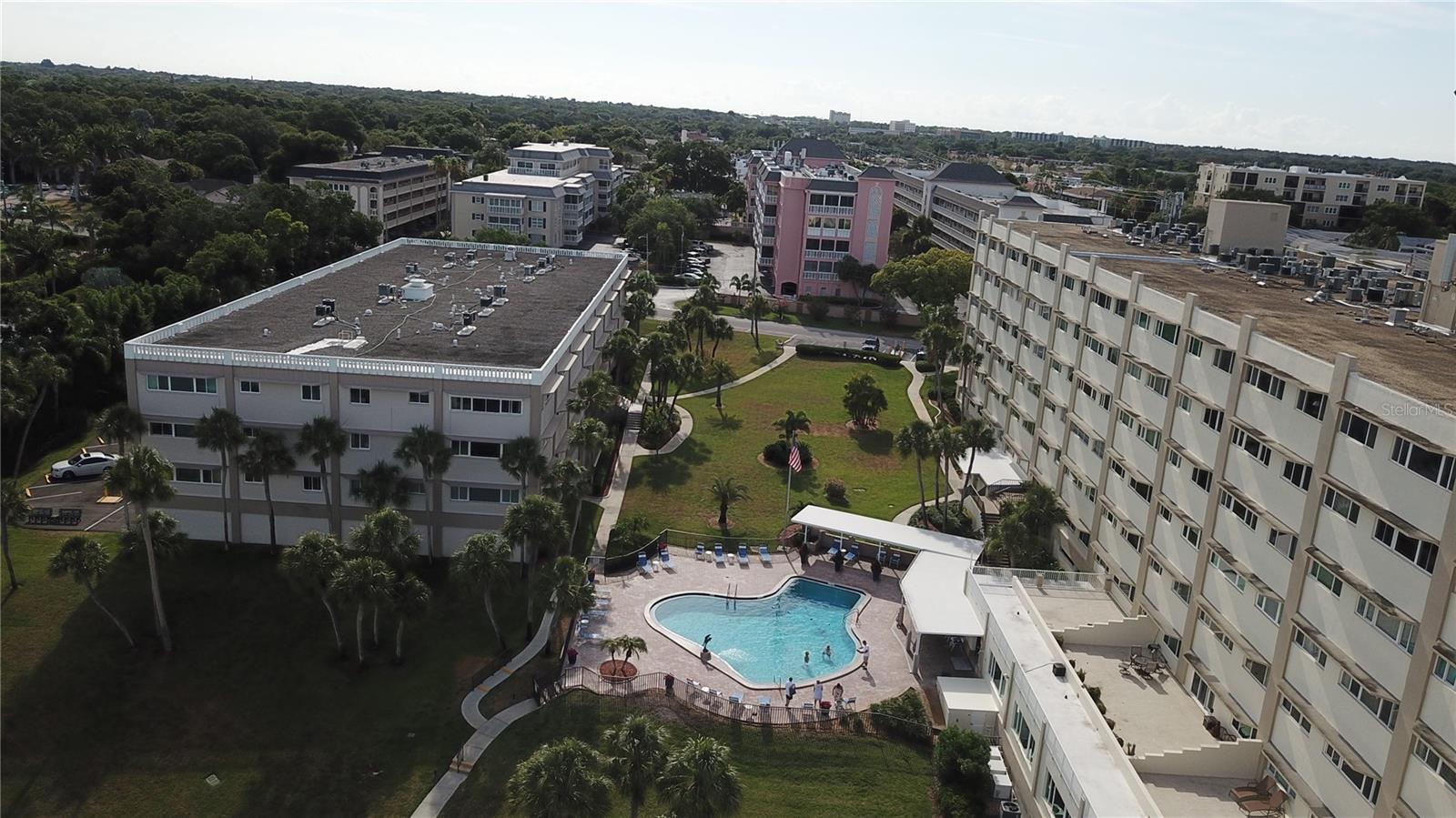 Image 38 of 43 For 100 Bluff View Drive 212c