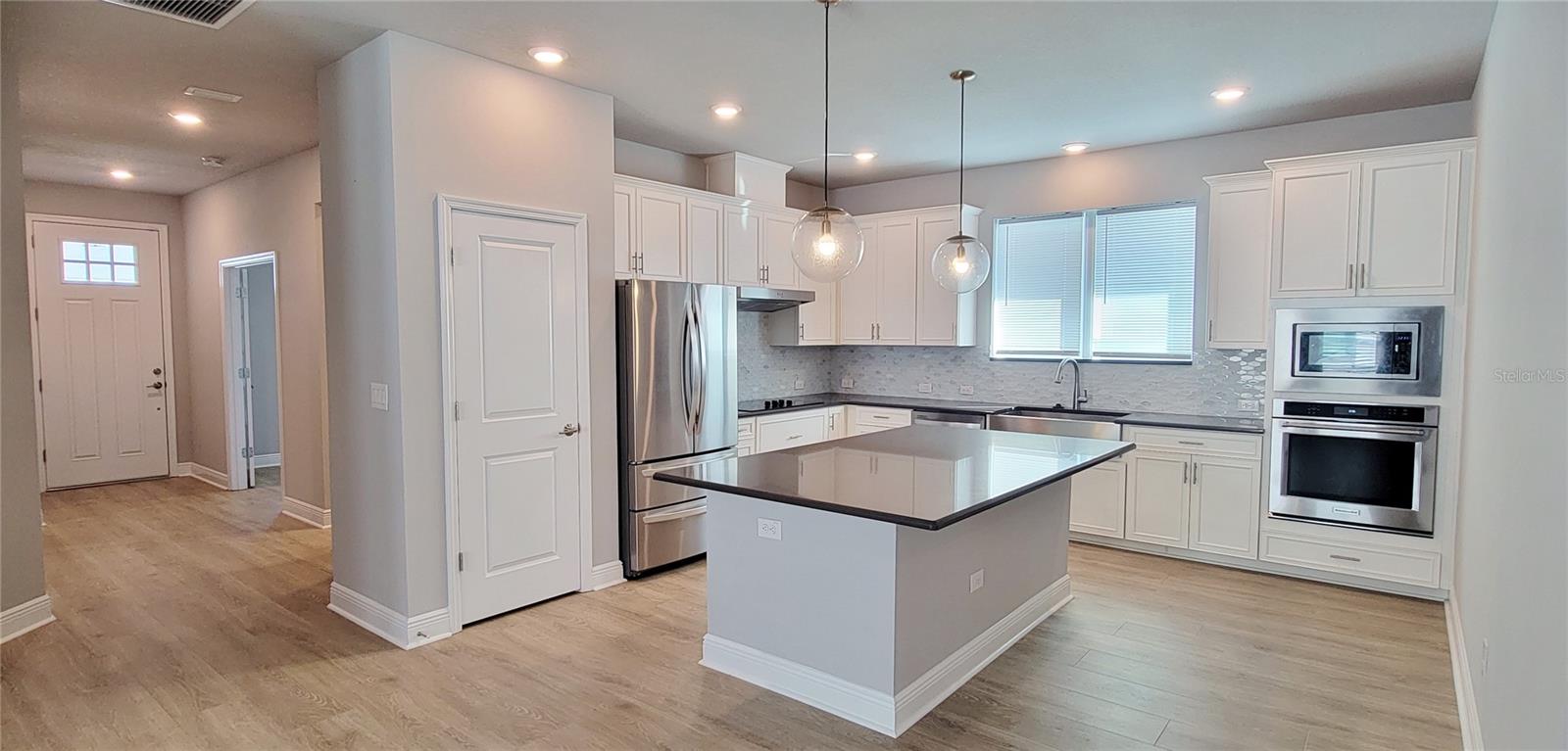 Image 13 of 63 For 28564 Sweet Persimmon Drive