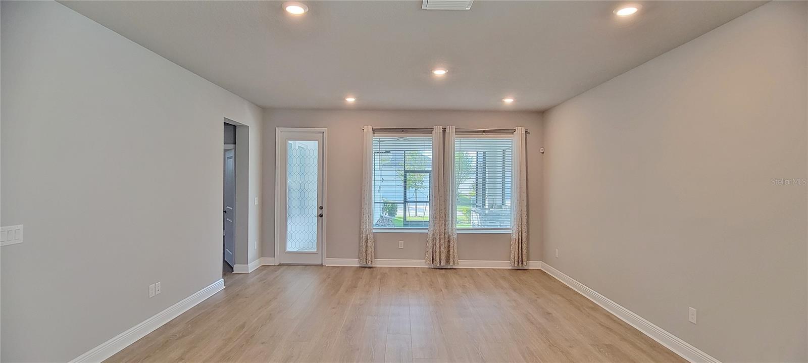 Image 29 of 63 For 28564 Sweet Persimmon Drive