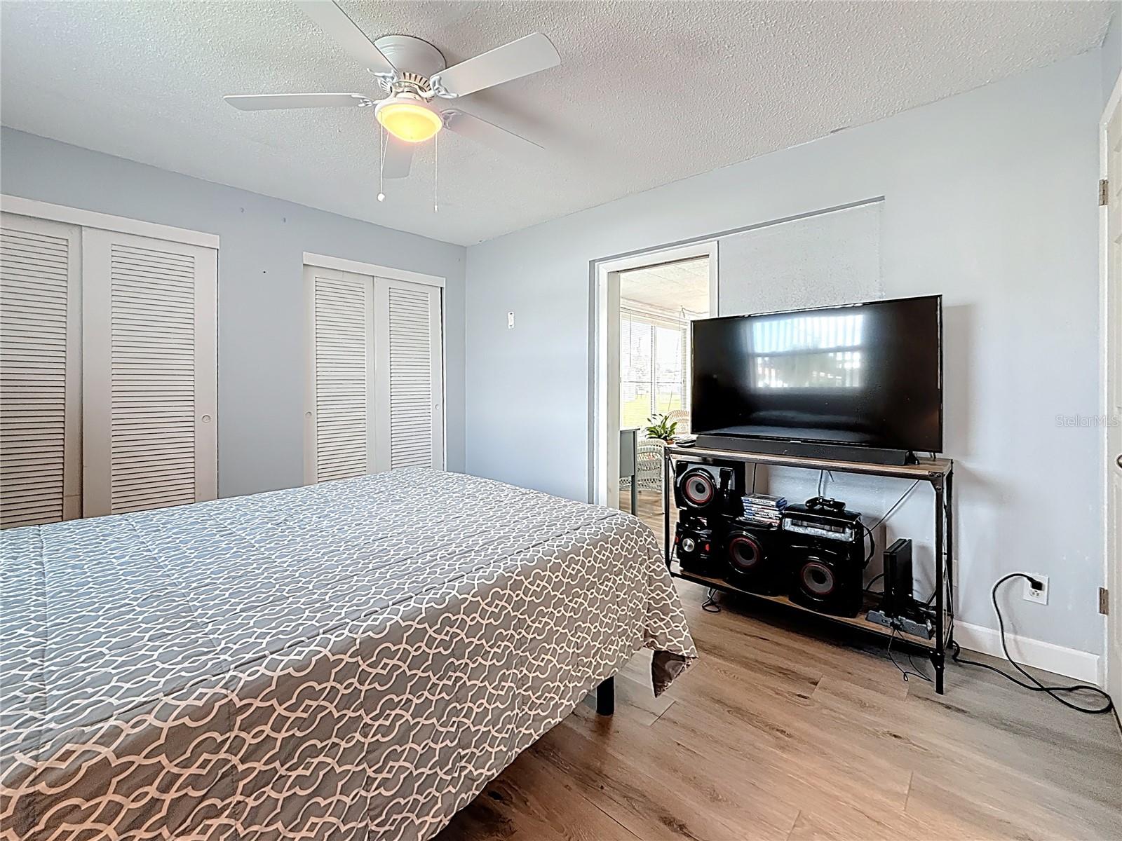 Image 37 of 59 For 9625 45th Way .