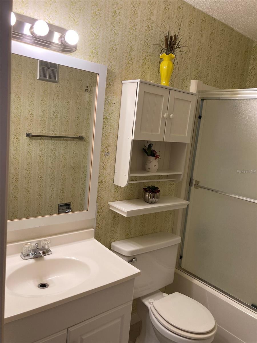 Image 28 of 53 For 5521 80th Street N 215