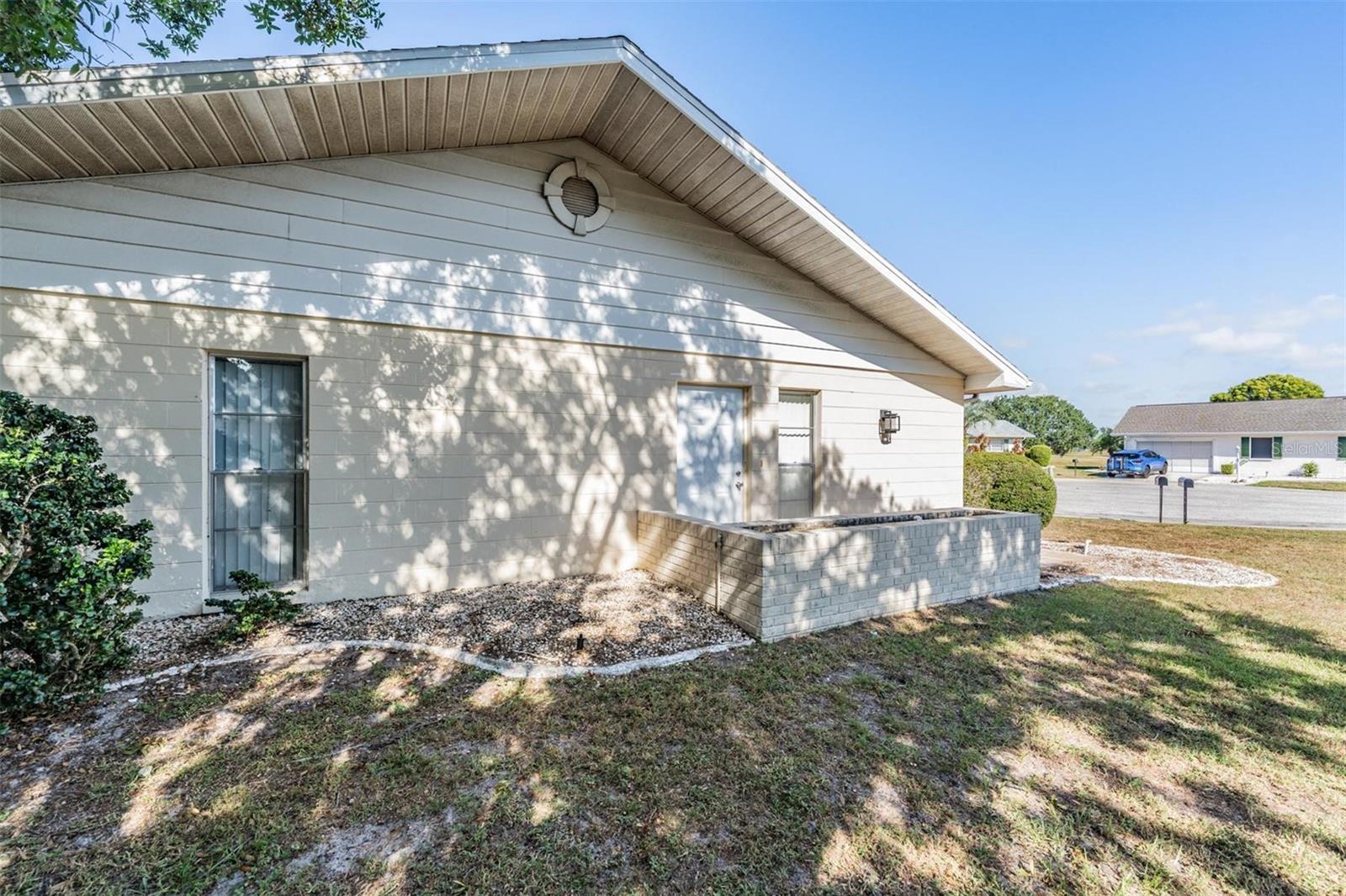 Image 30 of 42 For 216 Genet Court