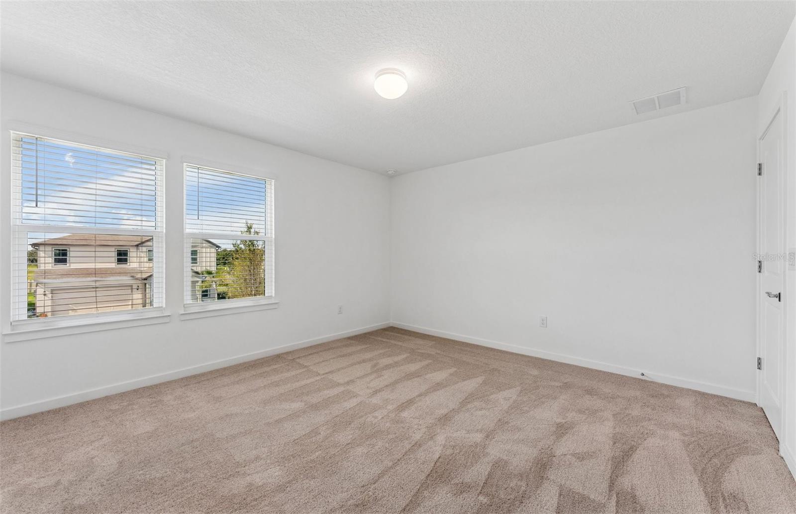 Image 16 of 22 For 5282 Wolf Creek Drive