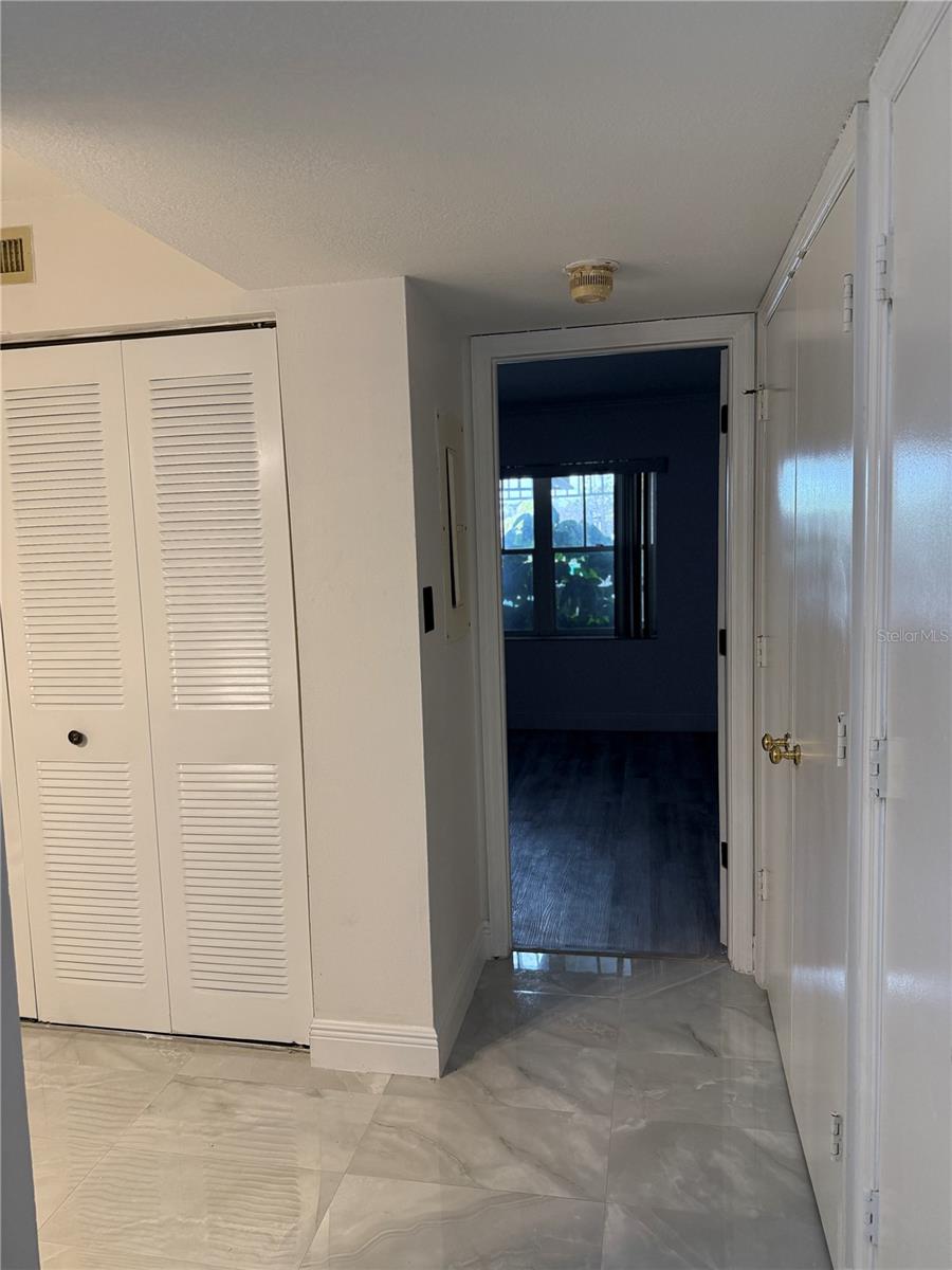Image 15 of 32 For 2599 Dolly Bay Drive 206