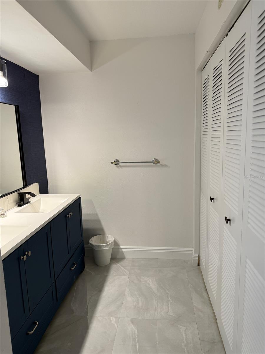 Image 16 of 32 For 2599 Dolly Bay Drive 206