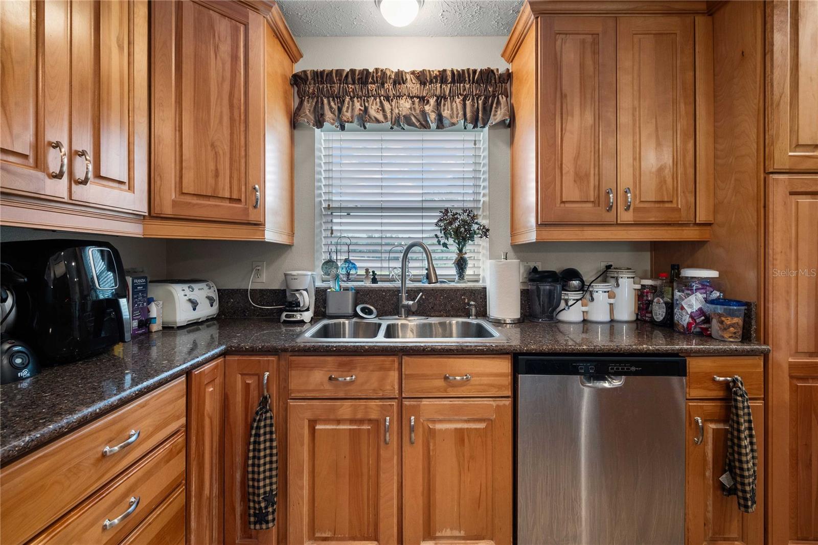 Image 25 of 38 For 15833 Jessamine Road