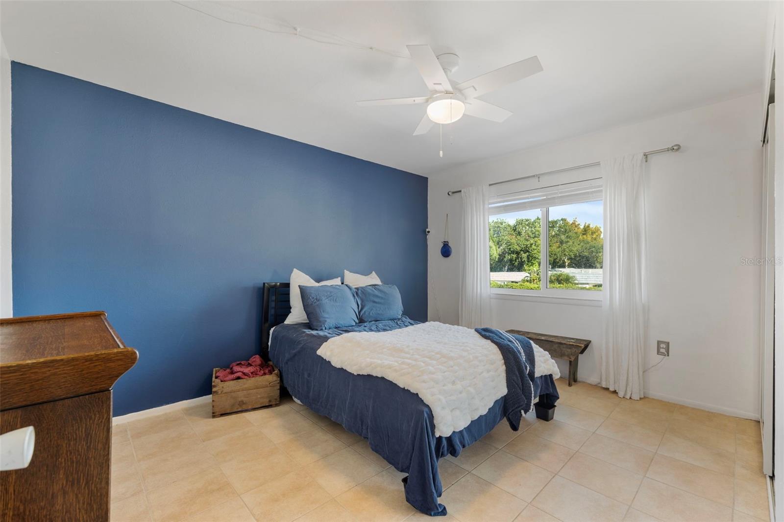 Image 26 of 36 For 1575 Greenlea Drive 6