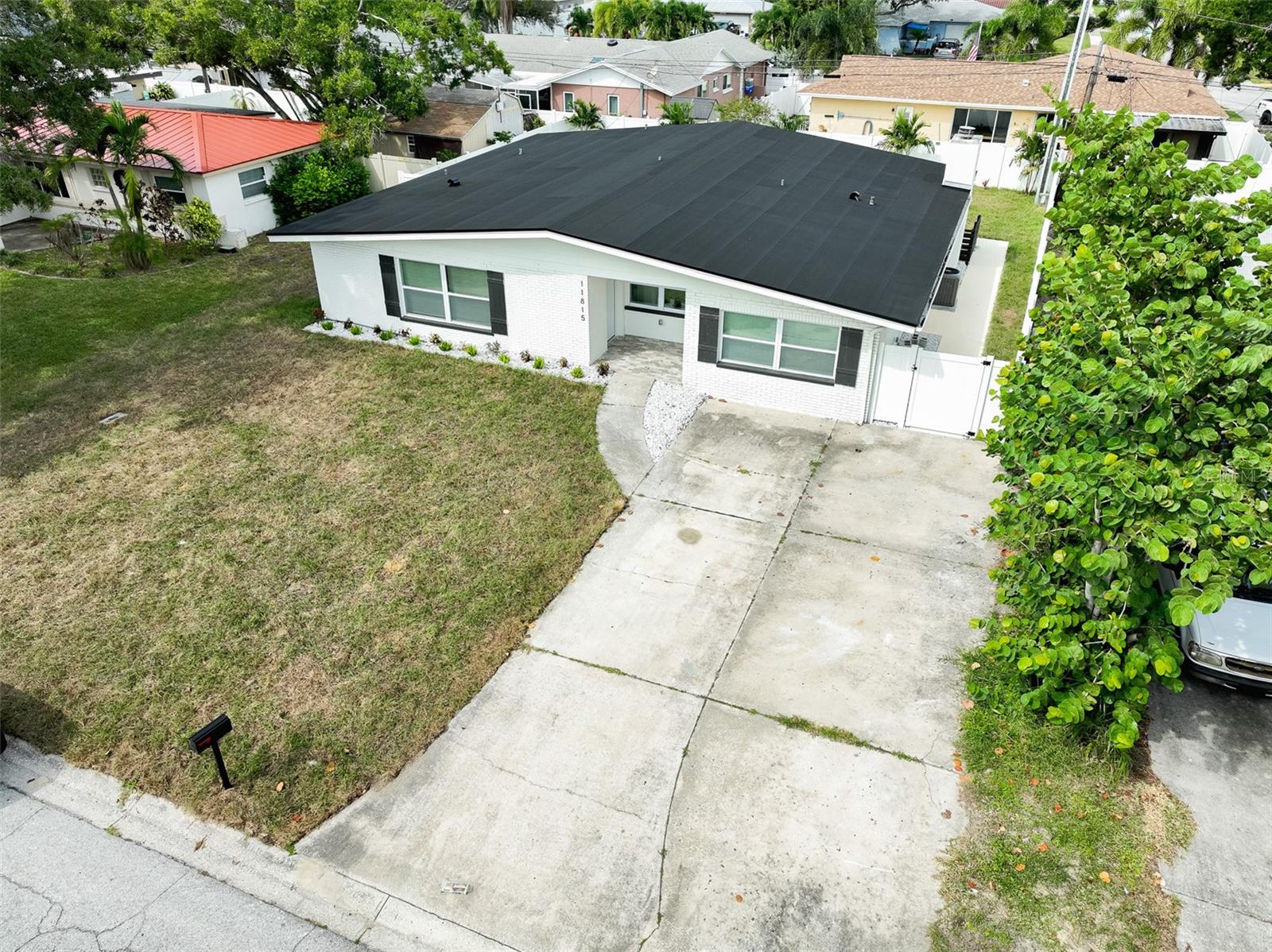 Image 27 of 27 For 11815 88th Avenue