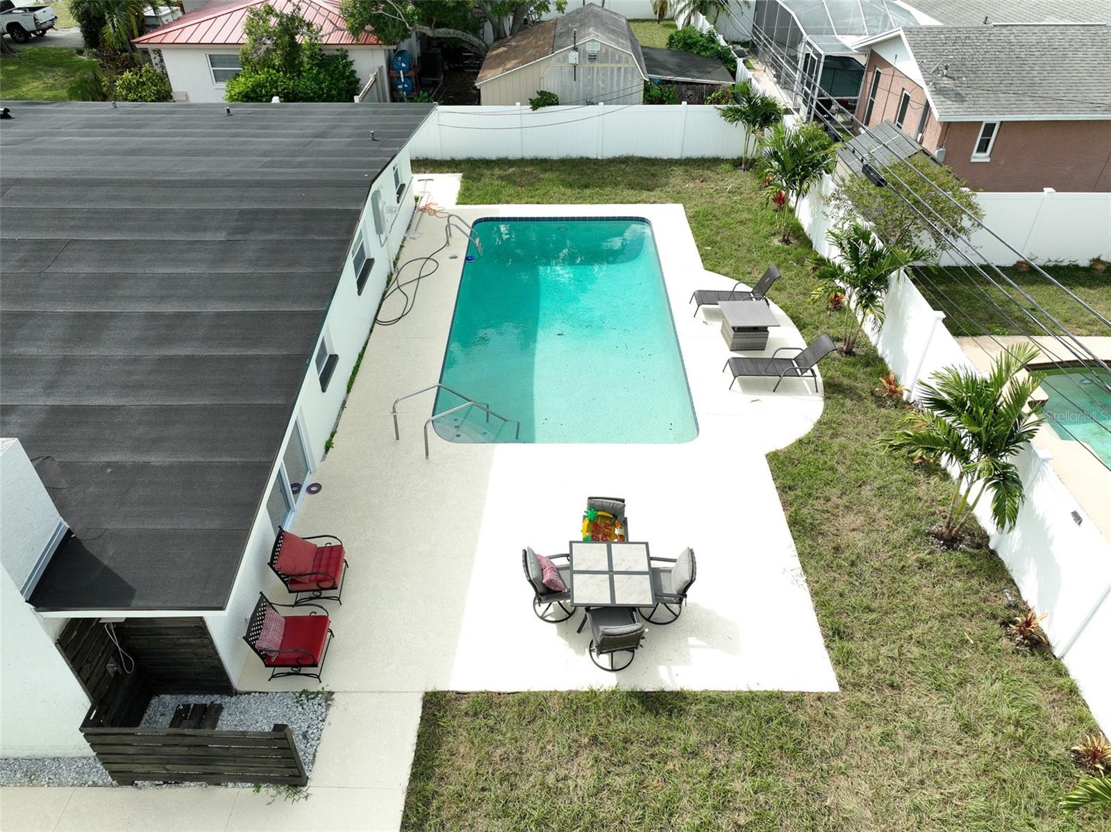 Image 3 of 27 For 11815 88th Avenue