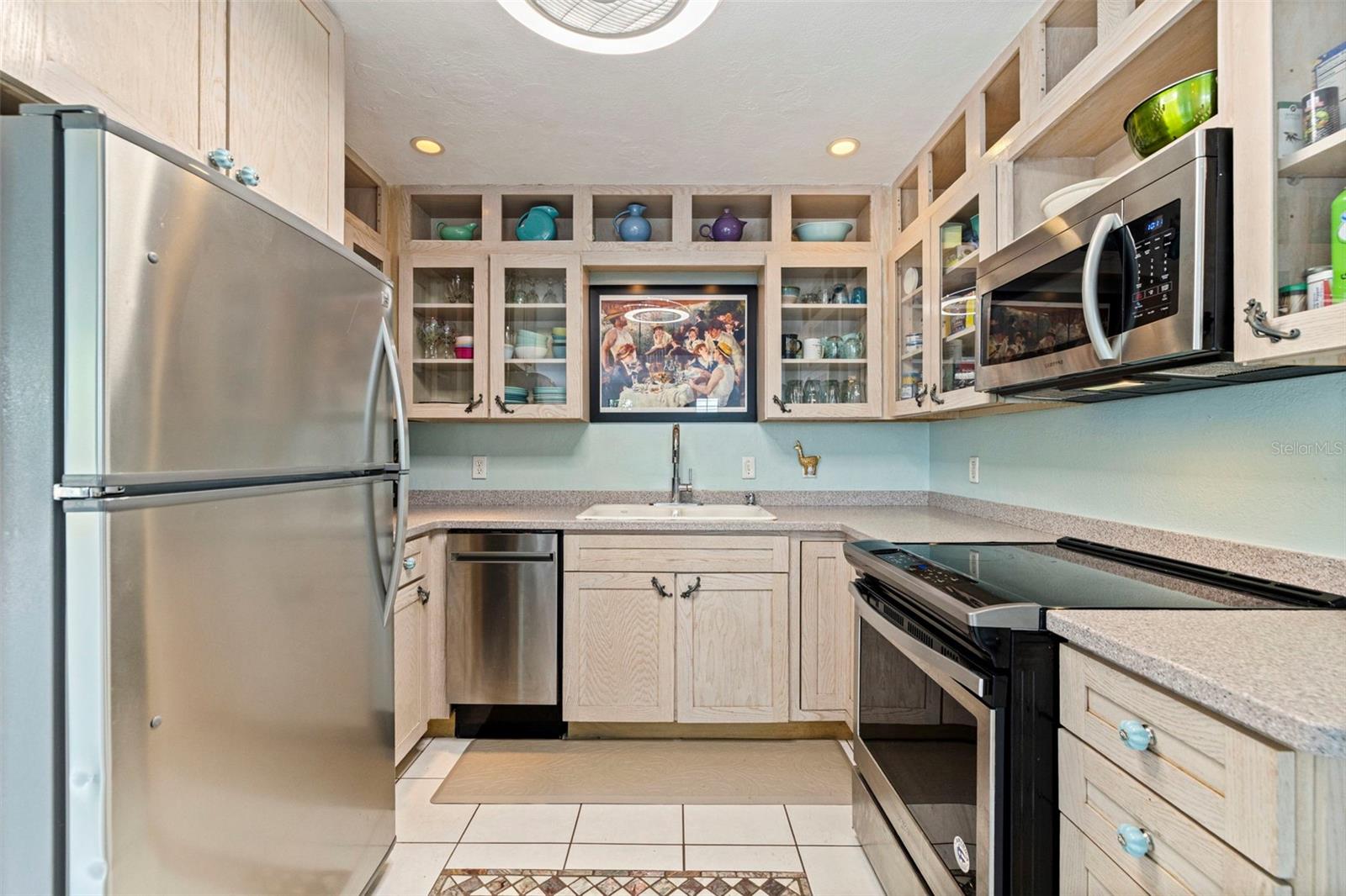 Image 10 of 51 For 5037 28th Avenue S