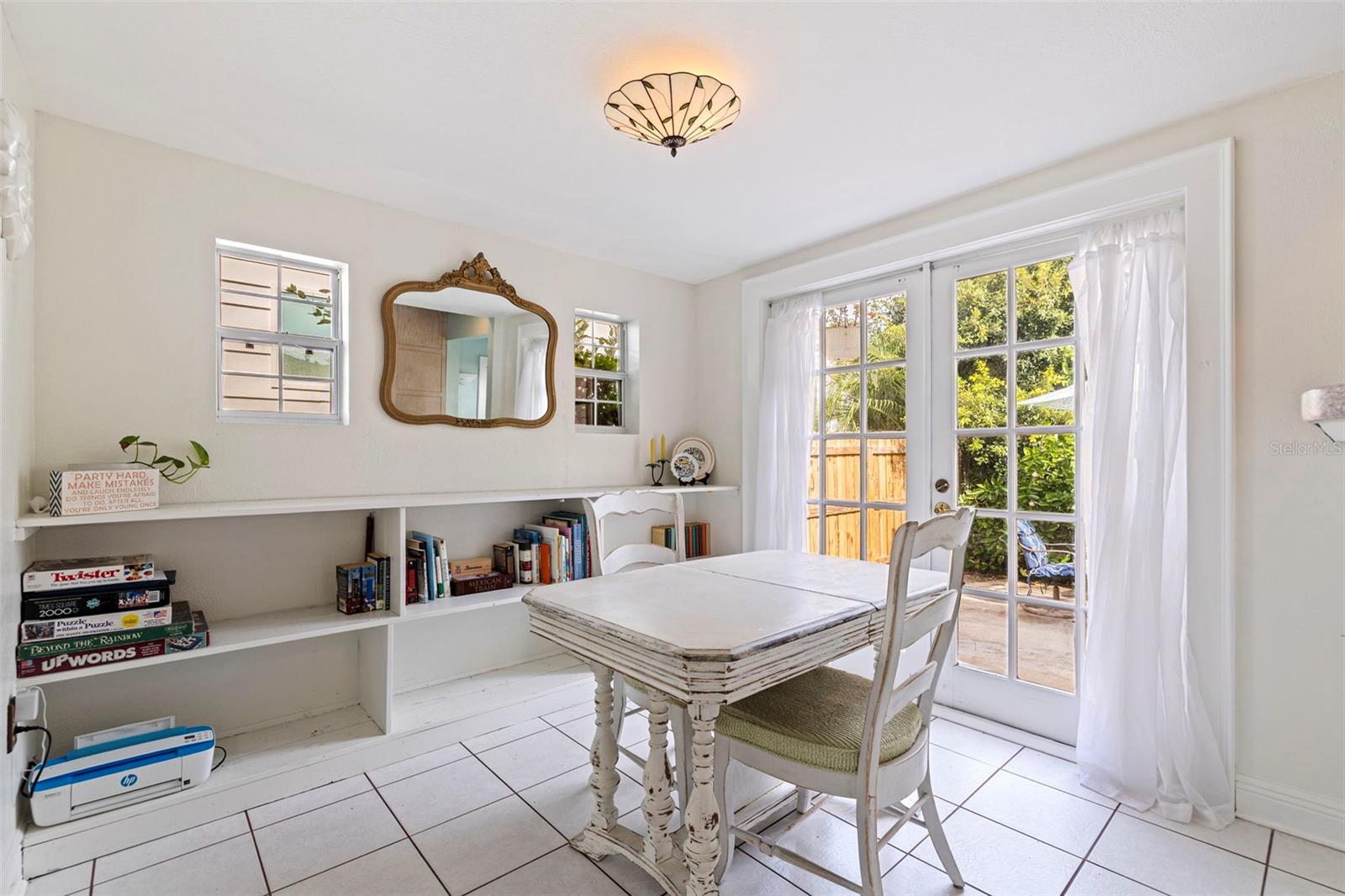 Image 13 of 51 For 5037 28th Avenue S