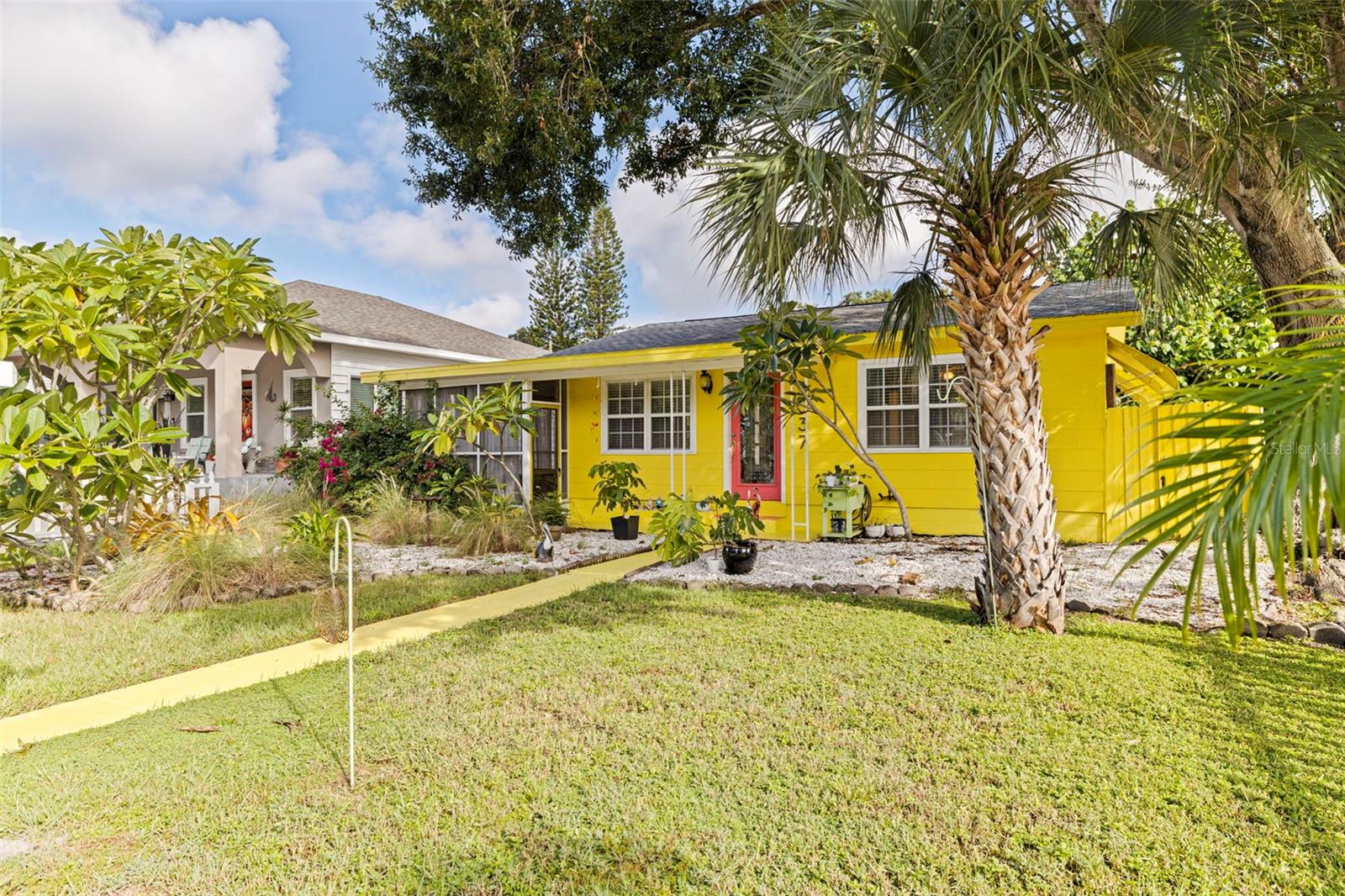 Image 2 of 51 For 5037 28th Avenue S