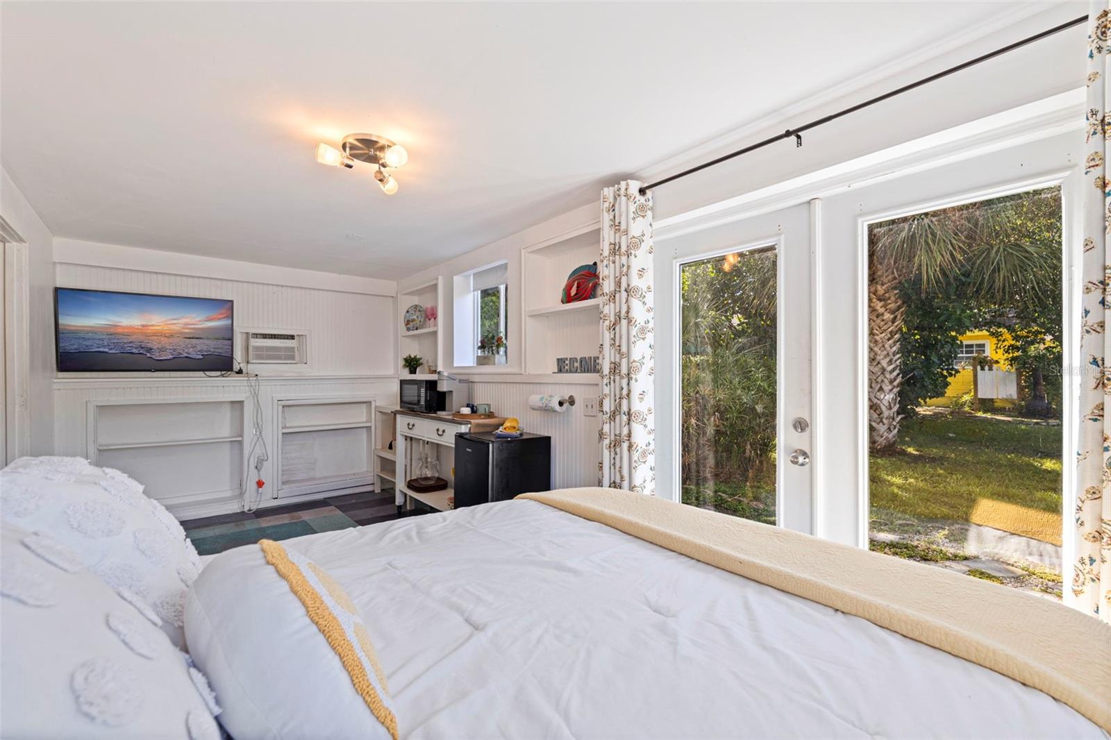 Image 33 of 51 For 5037 28th Avenue S