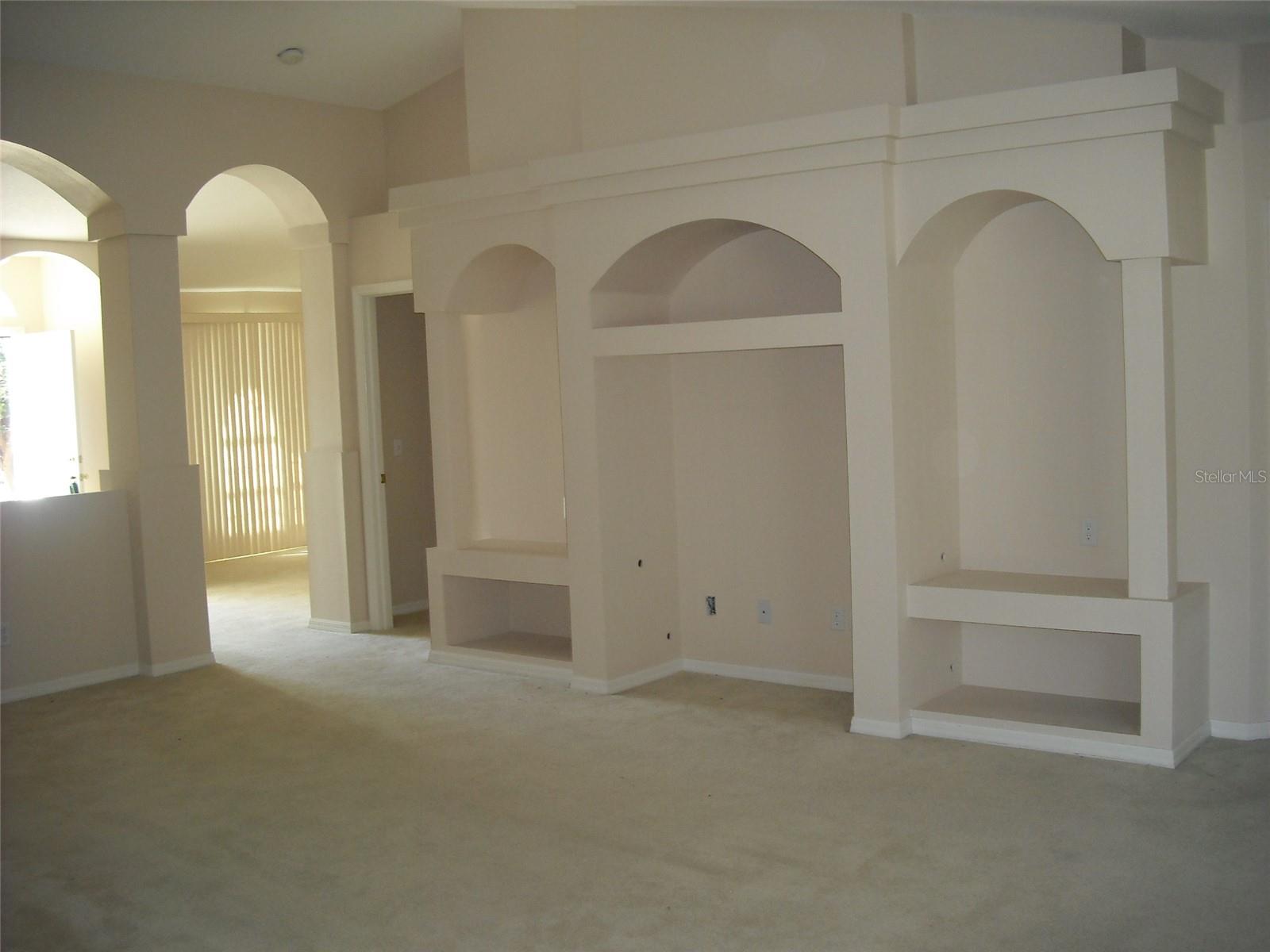 Image 2 of 9 For 9724 Mary Robin Drive