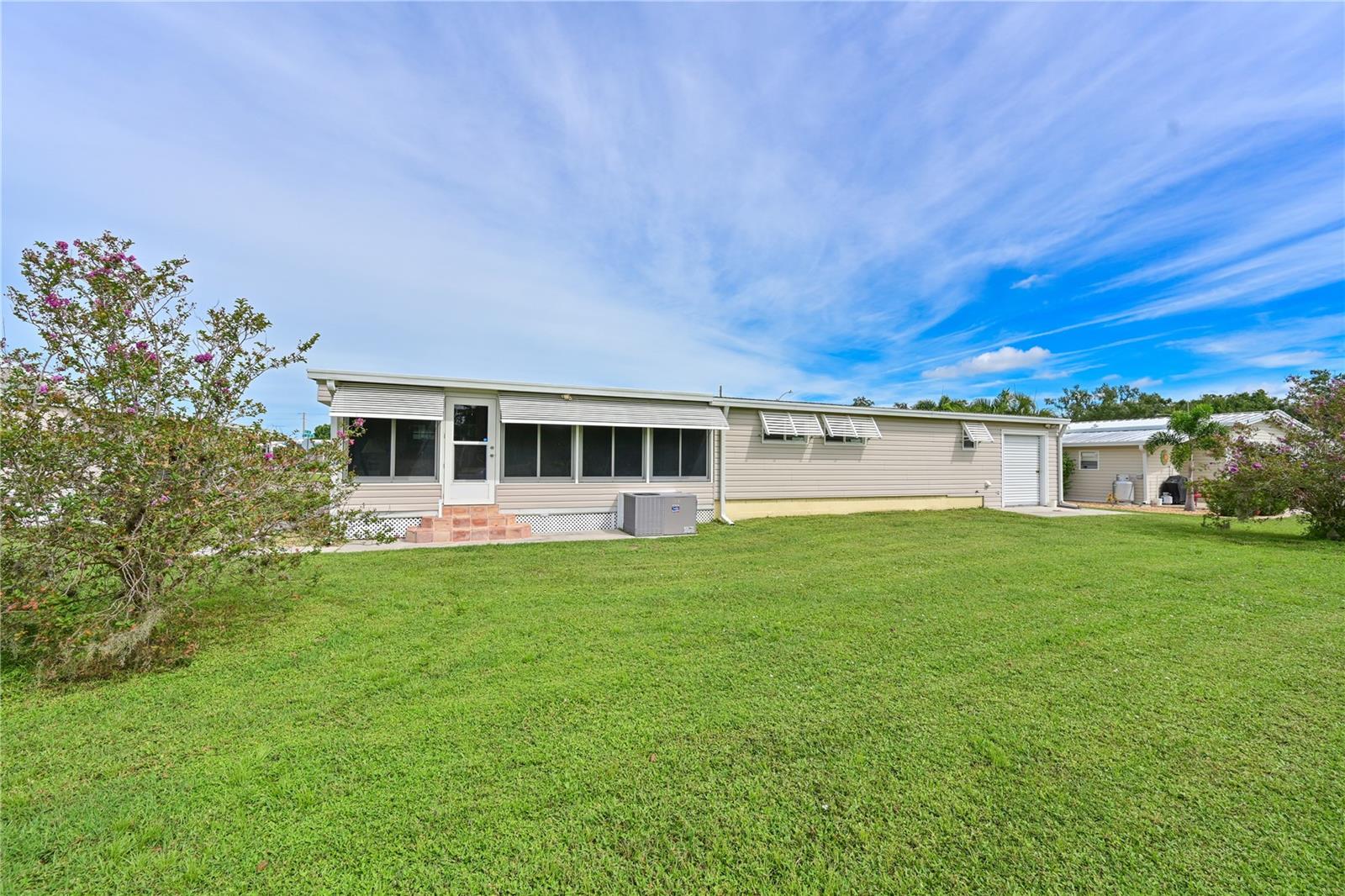 Image 23 of 33 For 4603 10th Street Court E