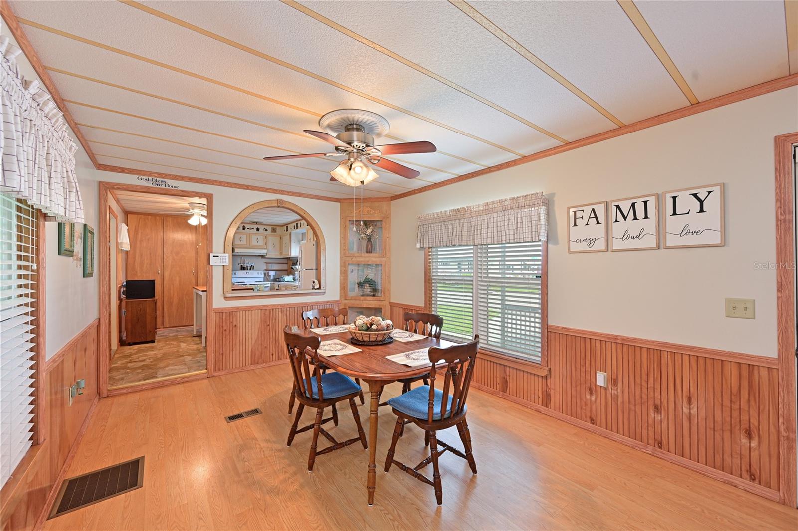 Image 5 of 33 For 4603 10th Street Court E