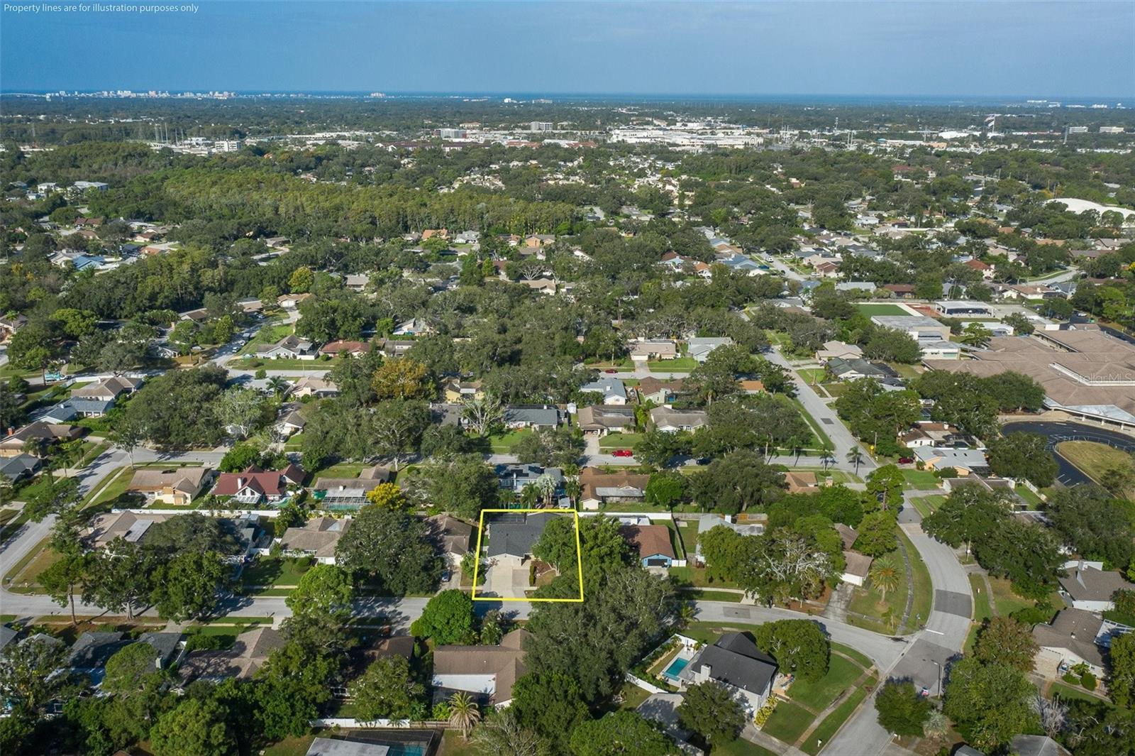 Image 12 of 74 For 2568 Redwood Way