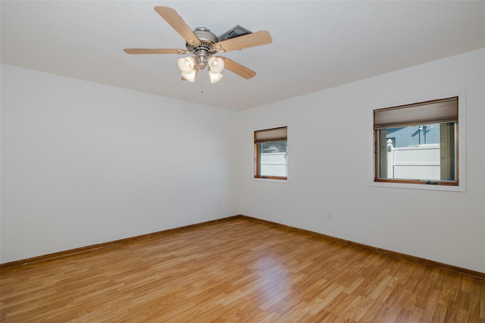 Image 43 of 74 For 2568 Redwood Way