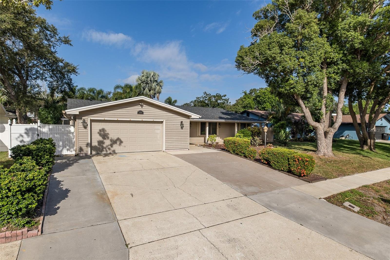 Image 5 of 74 For 2568 Redwood Way