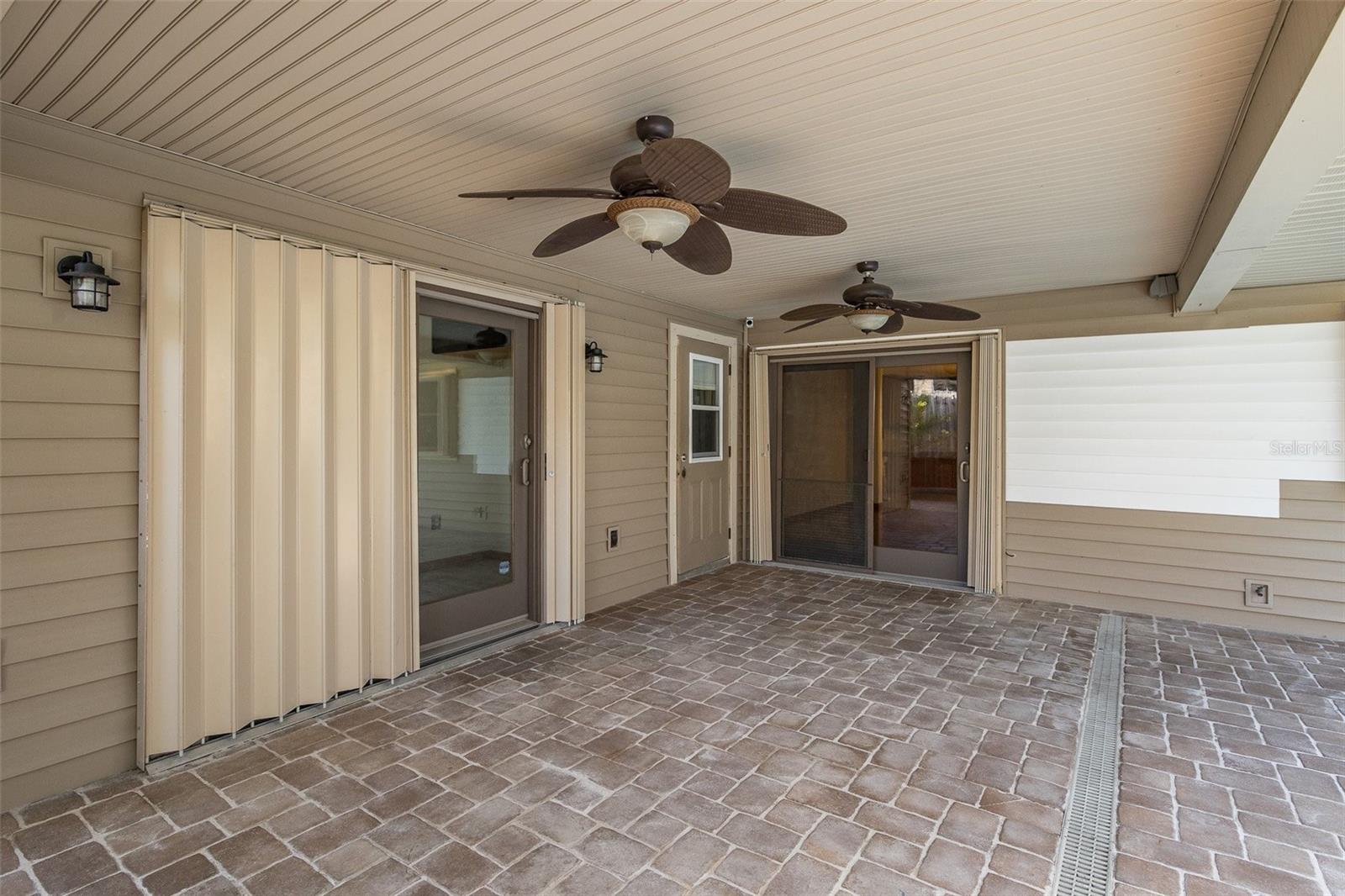 Image 60 of 74 For 2568 Redwood Way