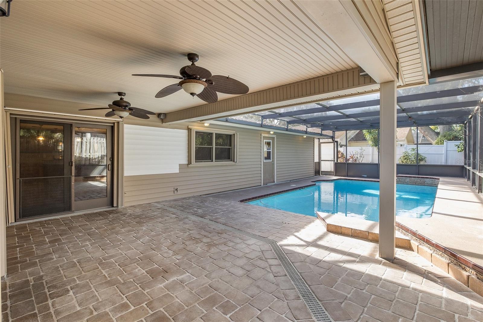 Image 61 of 74 For 2568 Redwood Way