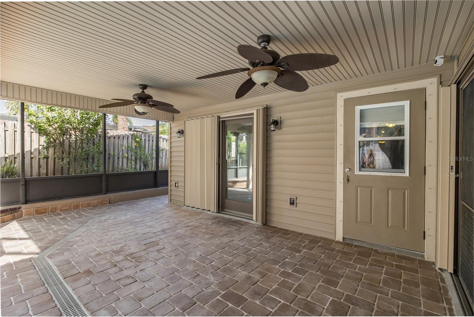 Image 62 of 74 For 2568 Redwood Way