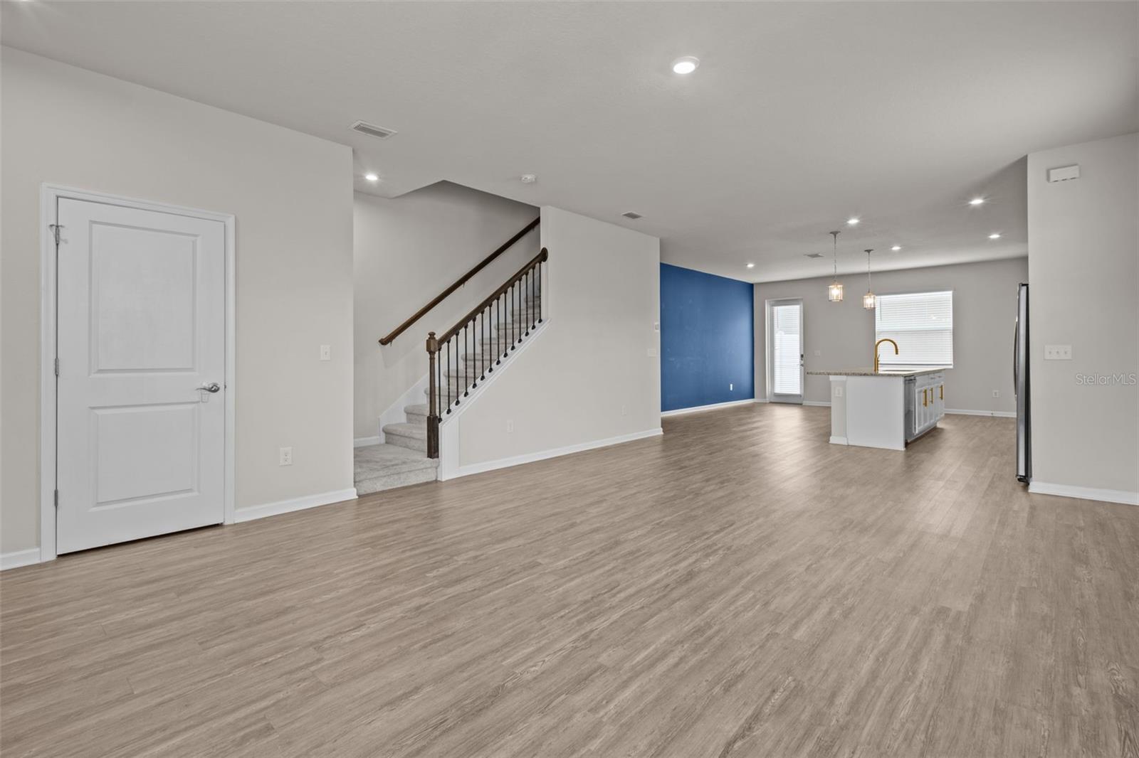 Image 16 of 54 For 15384 Caravan Avenue