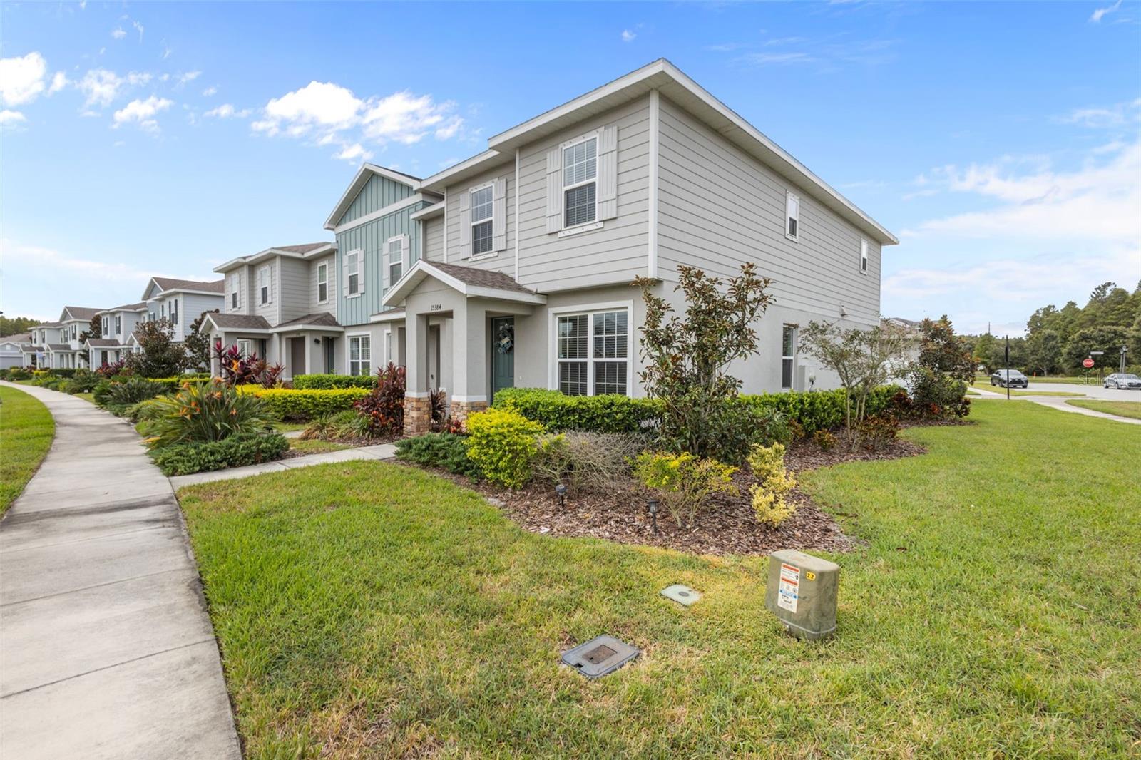 Image 32 of 54 For 15384 Caravan Avenue