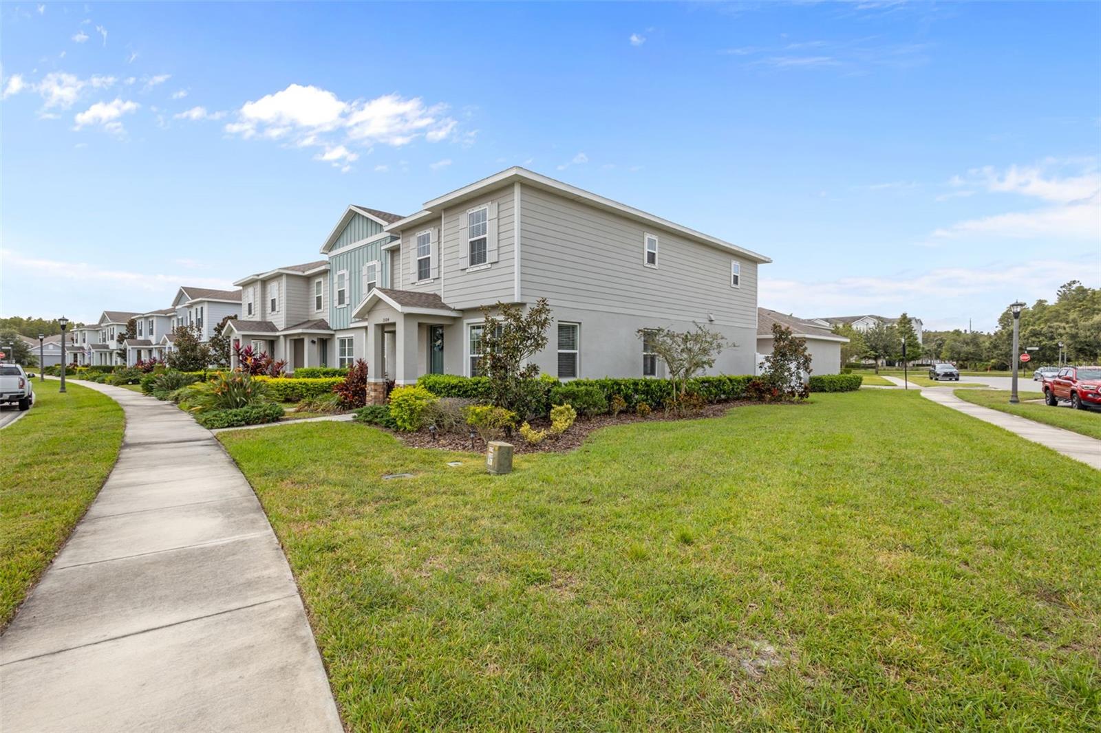 Image 9 of 54 For 15384 Caravan Avenue