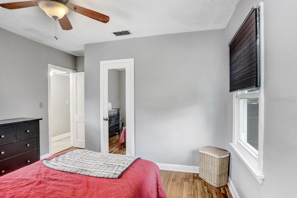 Image 14 of 40 For 905 Cornelius Avenue