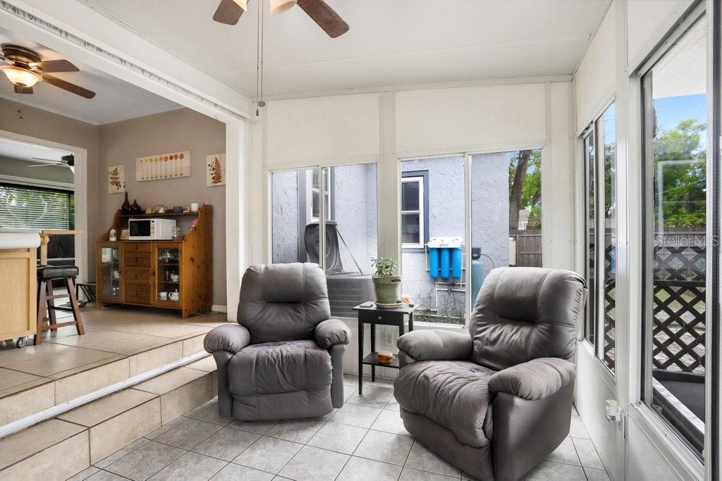 Image 20 of 40 For 905 Cornelius Avenue