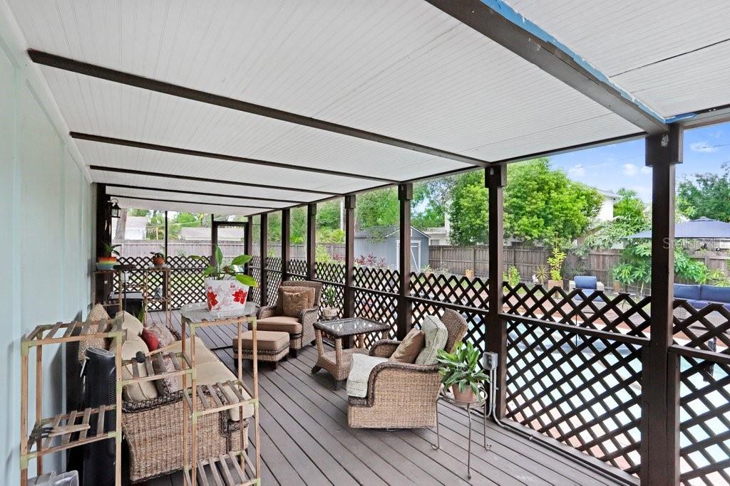 Image 22 of 40 For 905 Cornelius Avenue