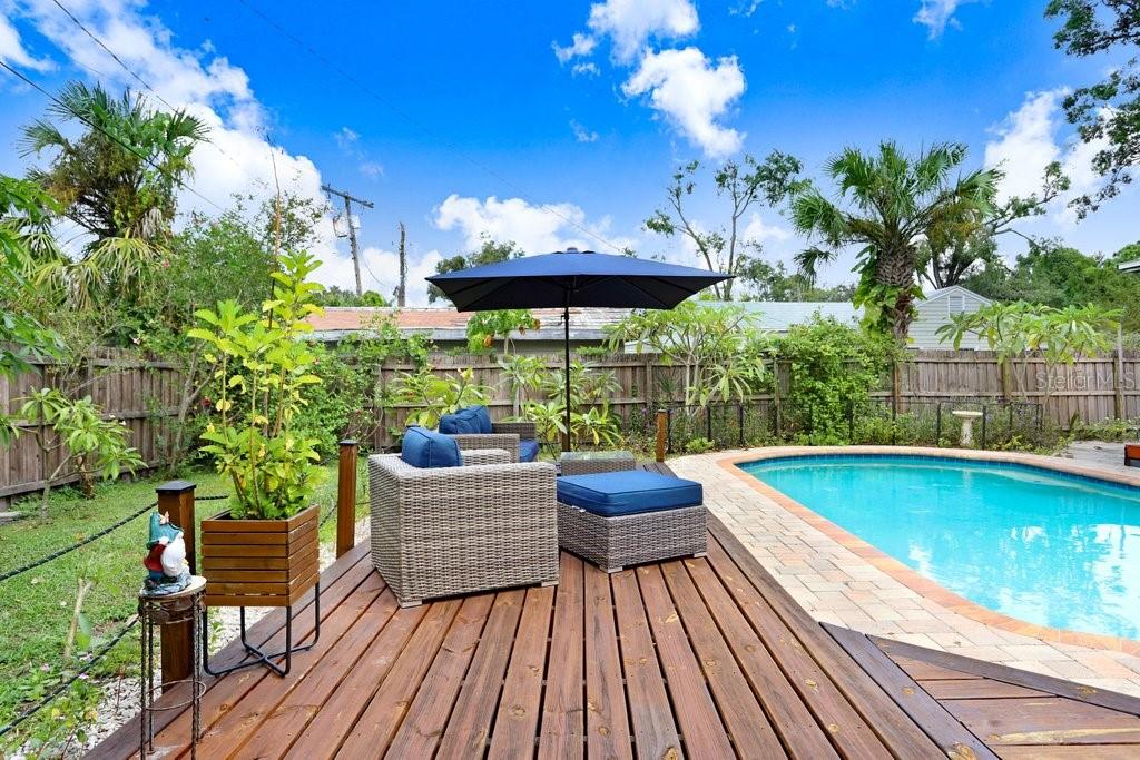 Image 26 of 40 For 905 Cornelius Avenue