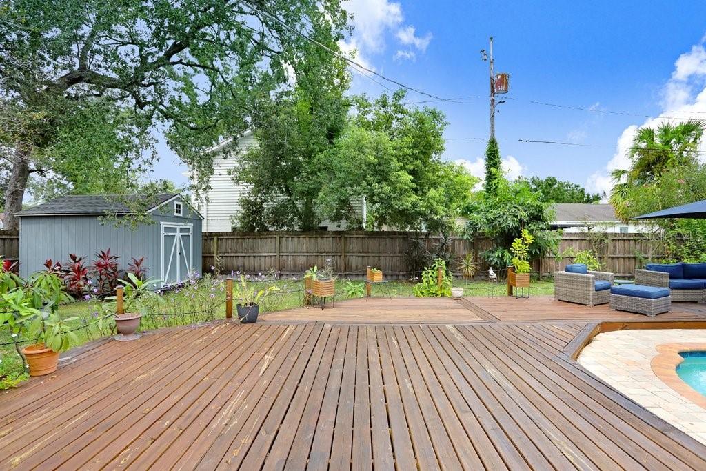 Image 30 of 40 For 905 Cornelius Avenue