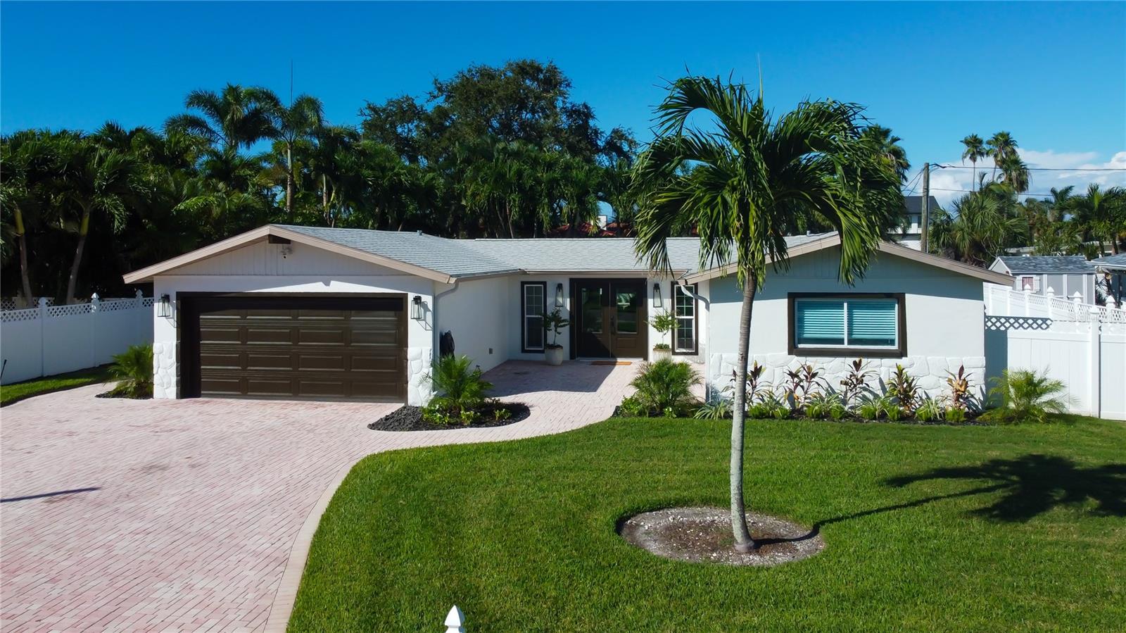 Details for 119 8th Street, BELLEAIR BEACH, FL 33786