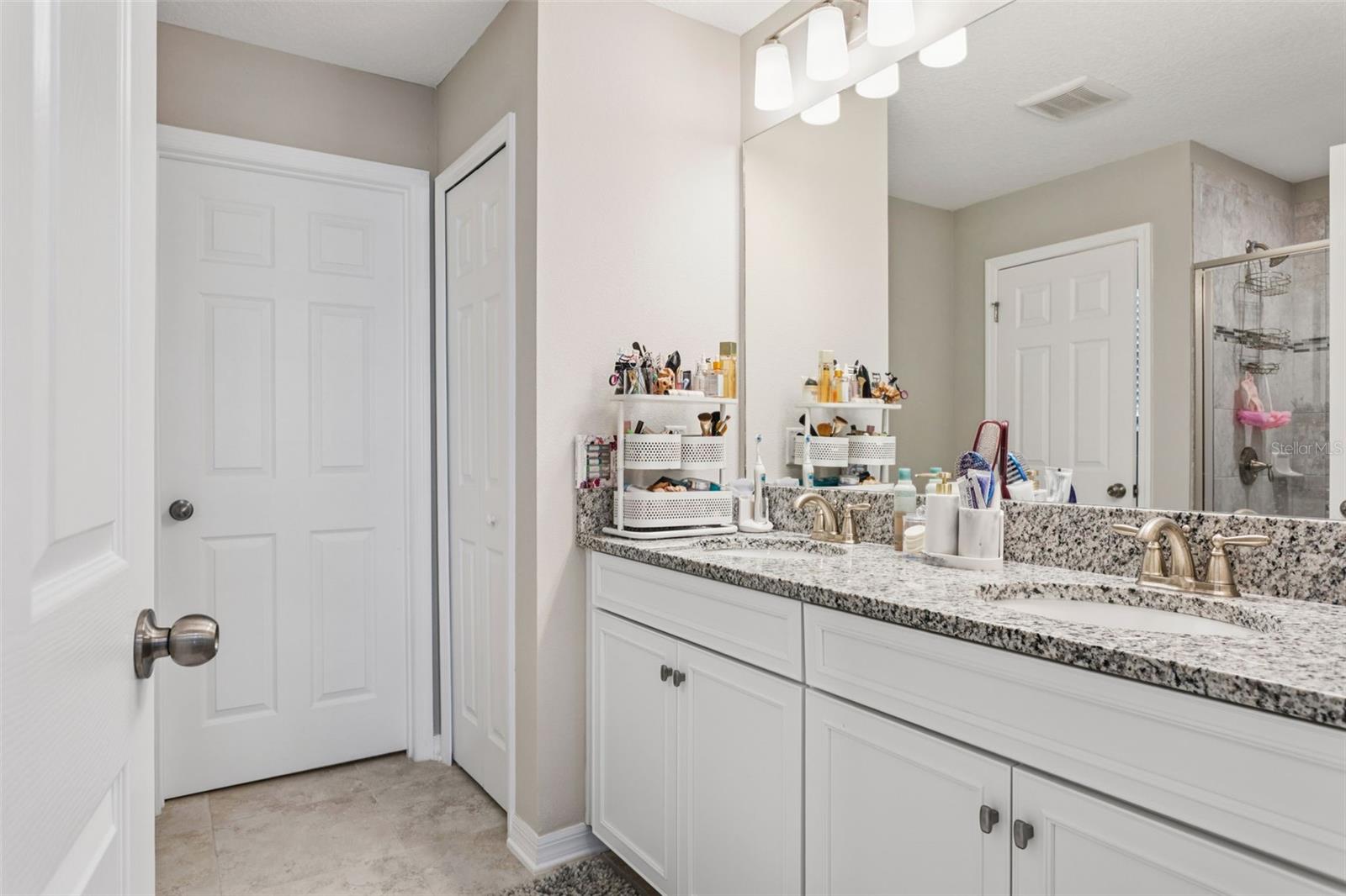 Image 20 of 33 For 3086 Misty Marble Drive