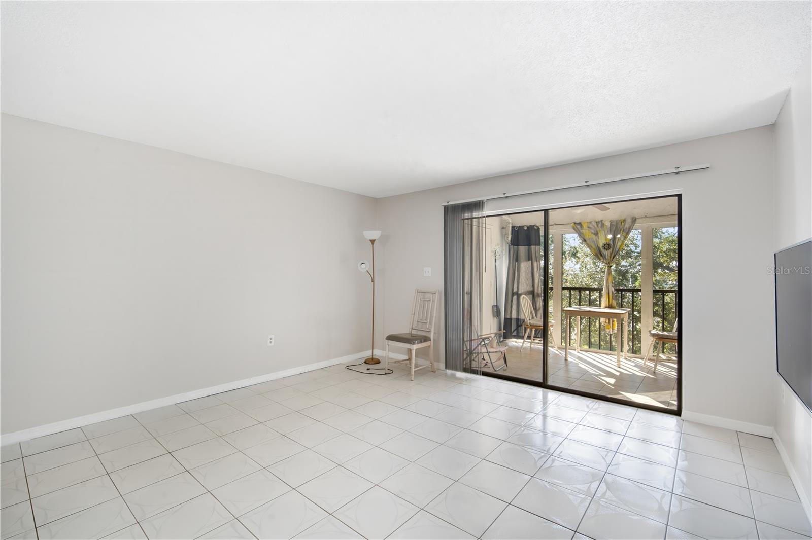 Image 10 of 19 For 2650 Countryside Boulevard A310