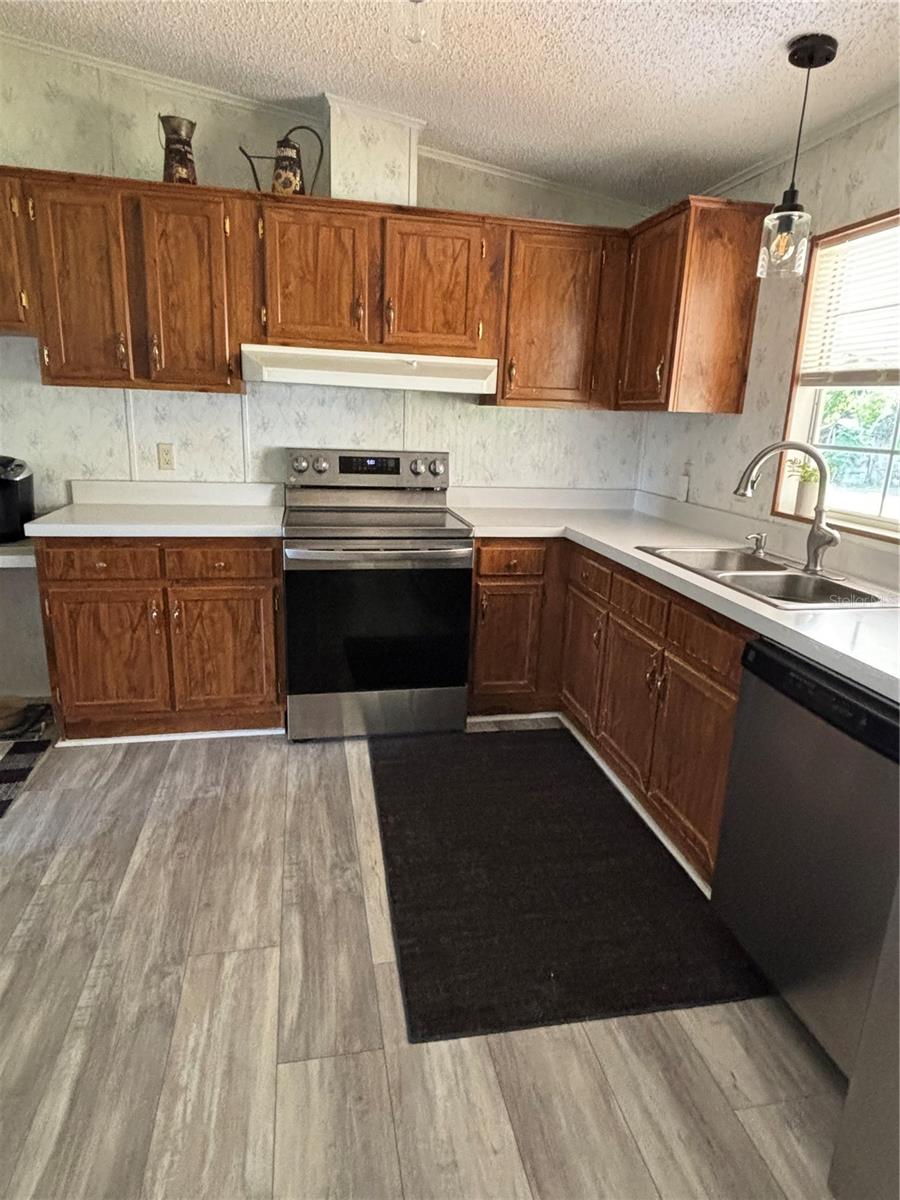 Image 4 of 36 For 3817 Ryans Lane
