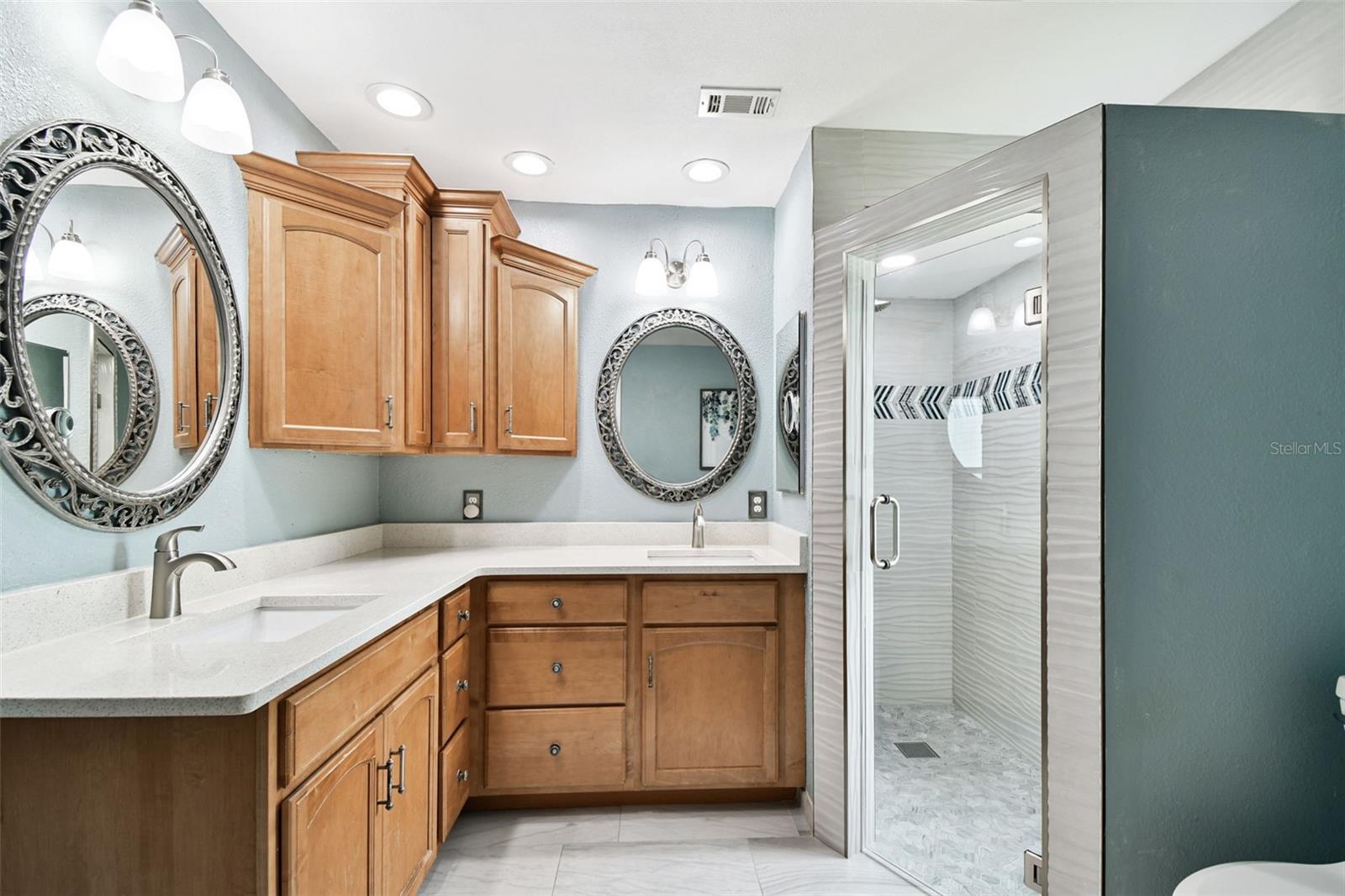 Listing photo id 27 for 40 Citrus Court