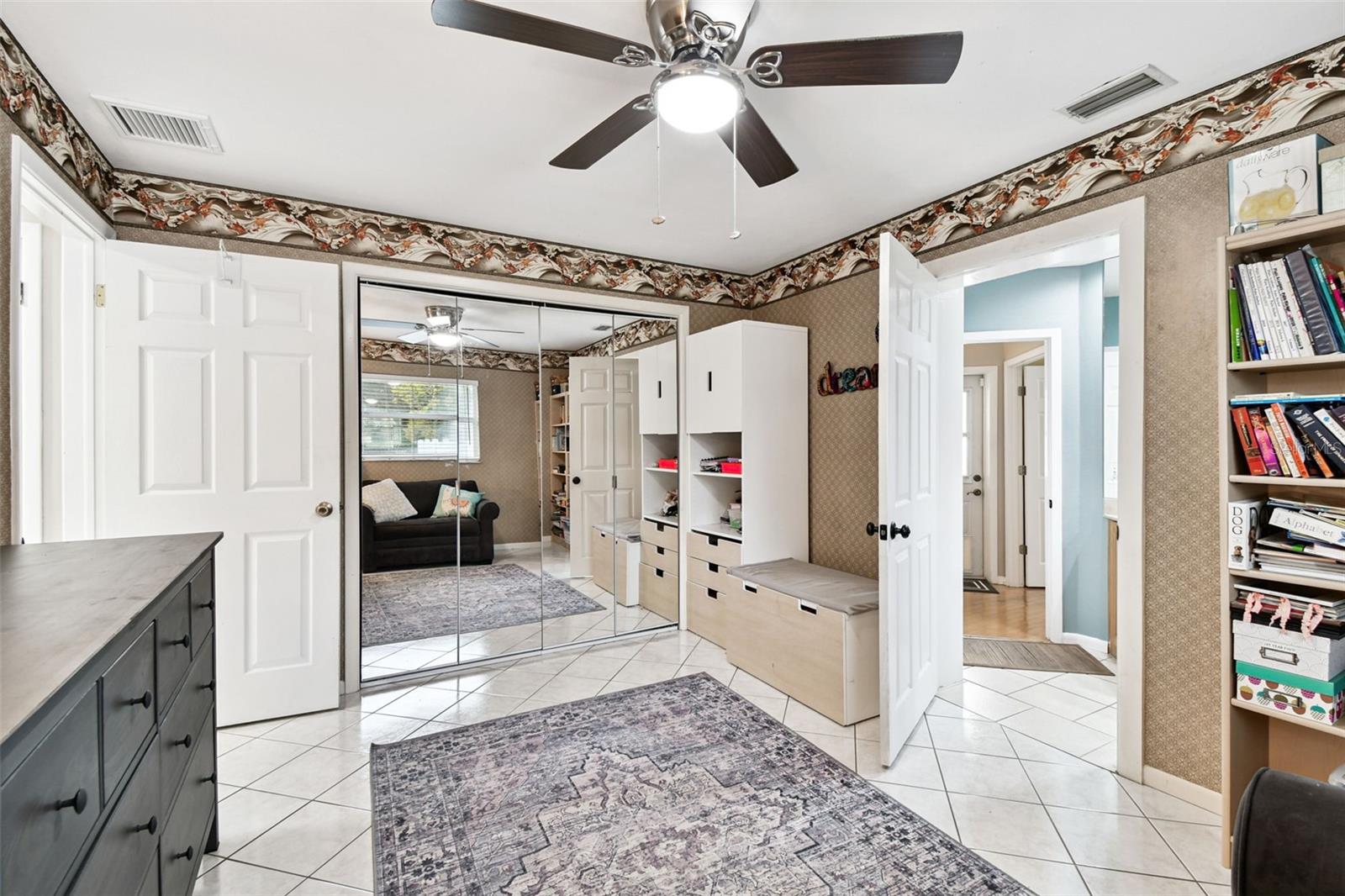 Listing photo id 50 for 40 Citrus Court