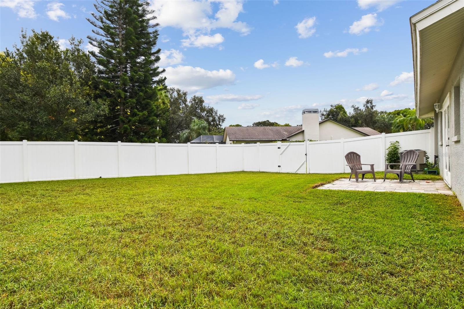 Listing photo id 66 for 40 Citrus Court
